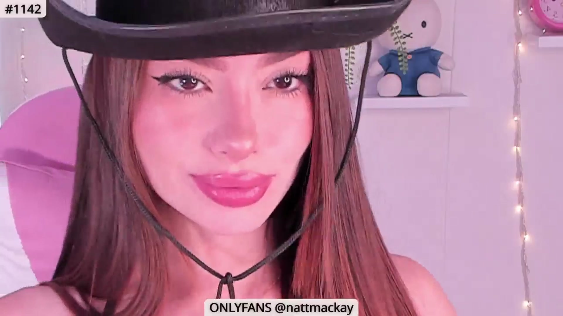 Gallery image thumbnail from Sexxx_natasha's myfreecams stream on, 04/04/2025, 16:19 image 3 of 20