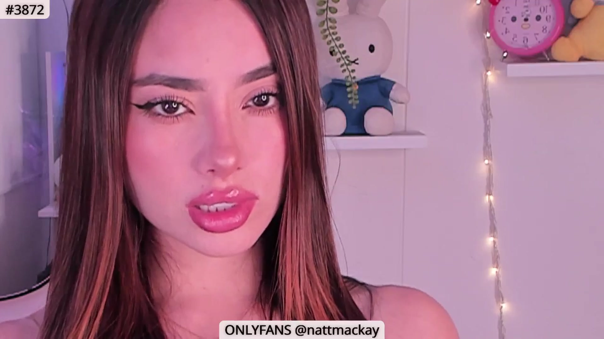 Gallery image thumbnail from Sexxx_natasha's myfreecams stream on, 05/06/2025, 03:26 image 15 of 20