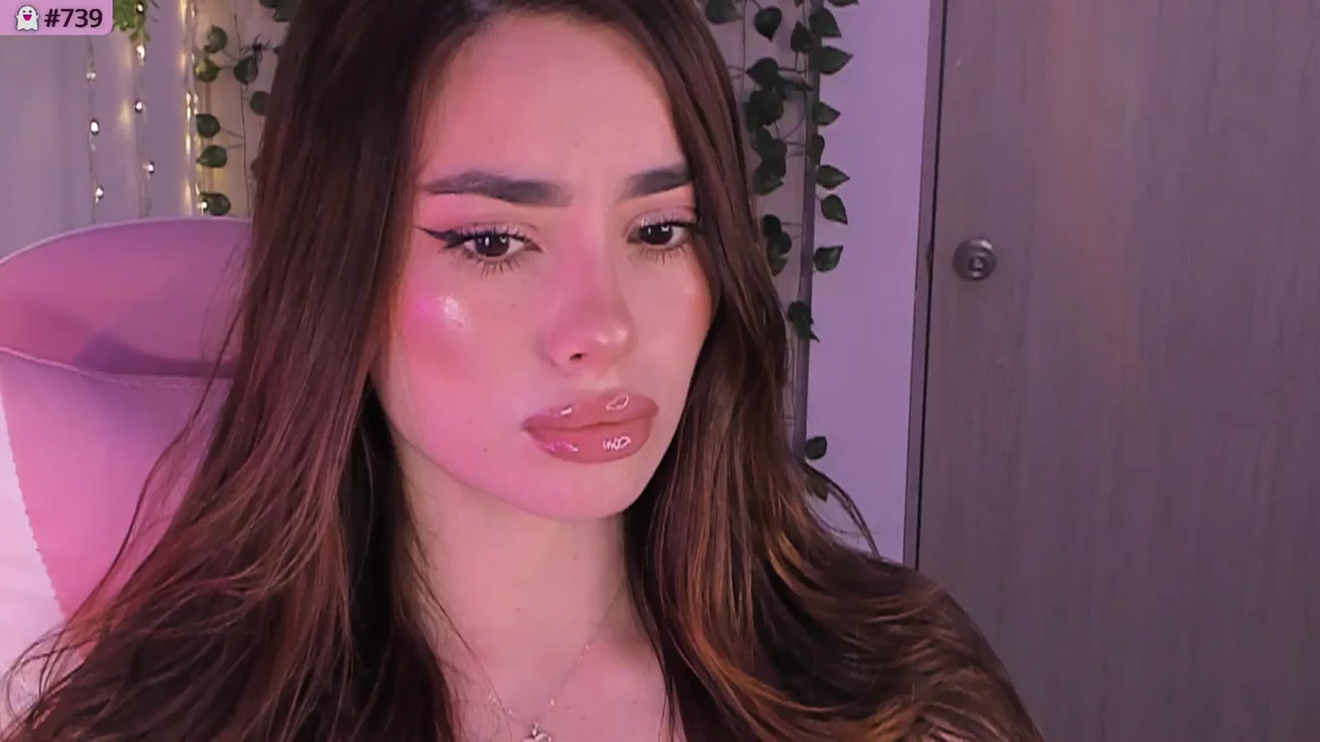 Gallery image thumbnail from Sexxx_natasha's myfreecams stream on, 12/24/2025, 06:06 image 19 of 20
