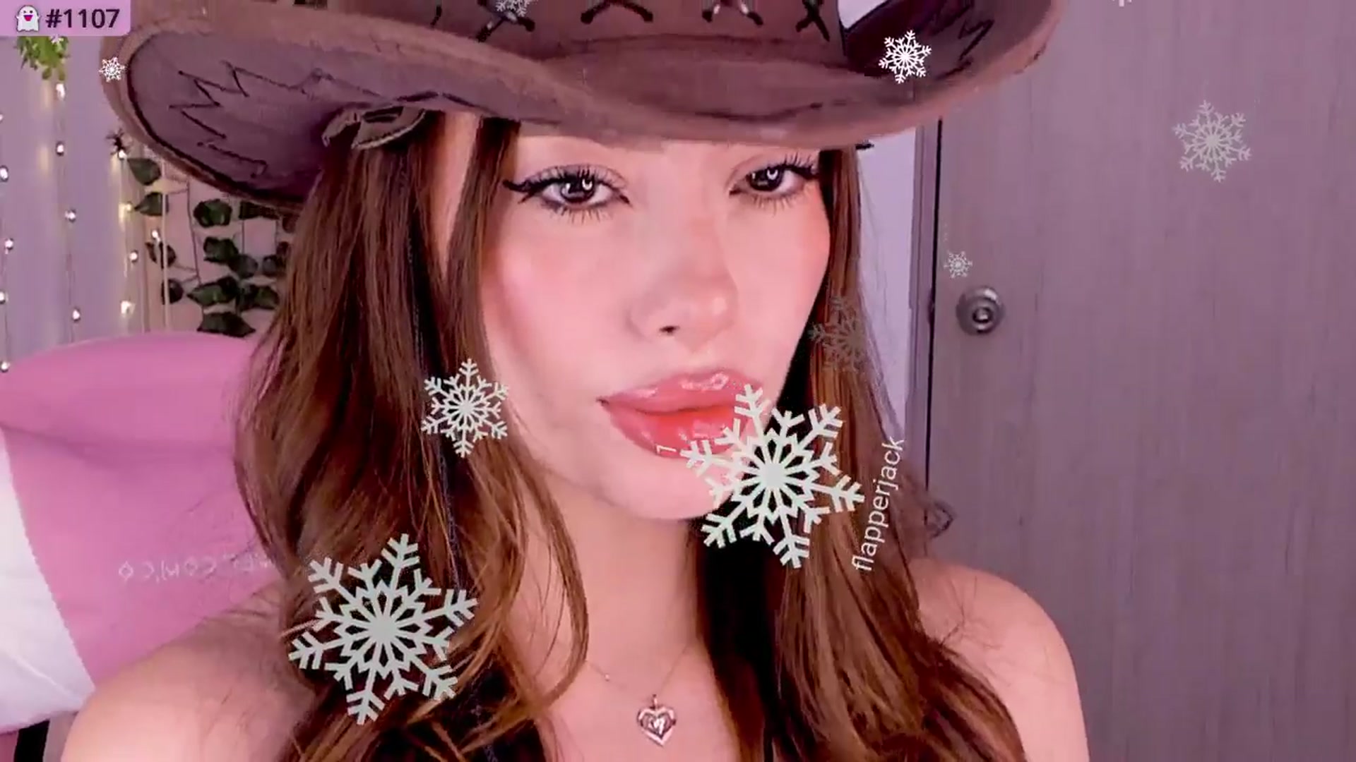 Gallery image thumbnail from Sexxx_natasha's myfreecams stream on, 02/17/2026, 07:08 image 10 of 20