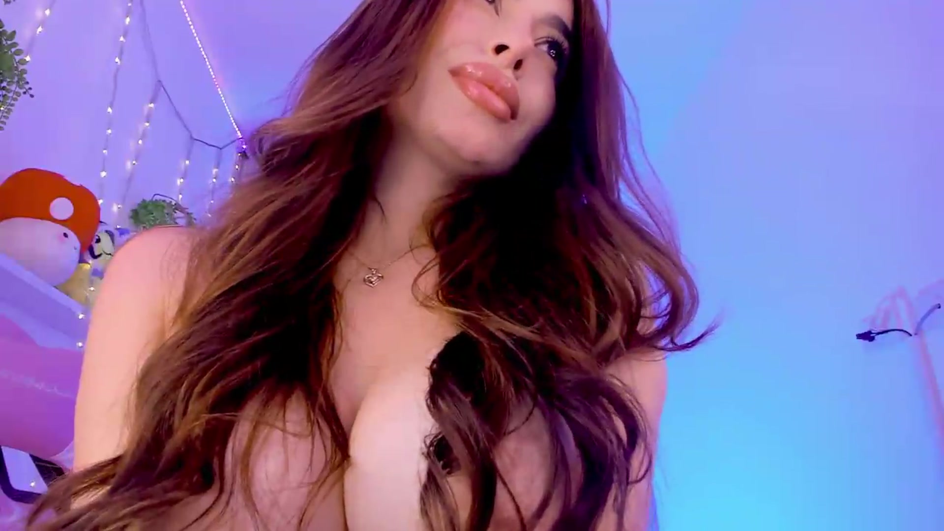 Gallery image thumbnail from Sexxx_natasha's myfreecams stream on, 06/16/2026, 06:13 image 17 of 20