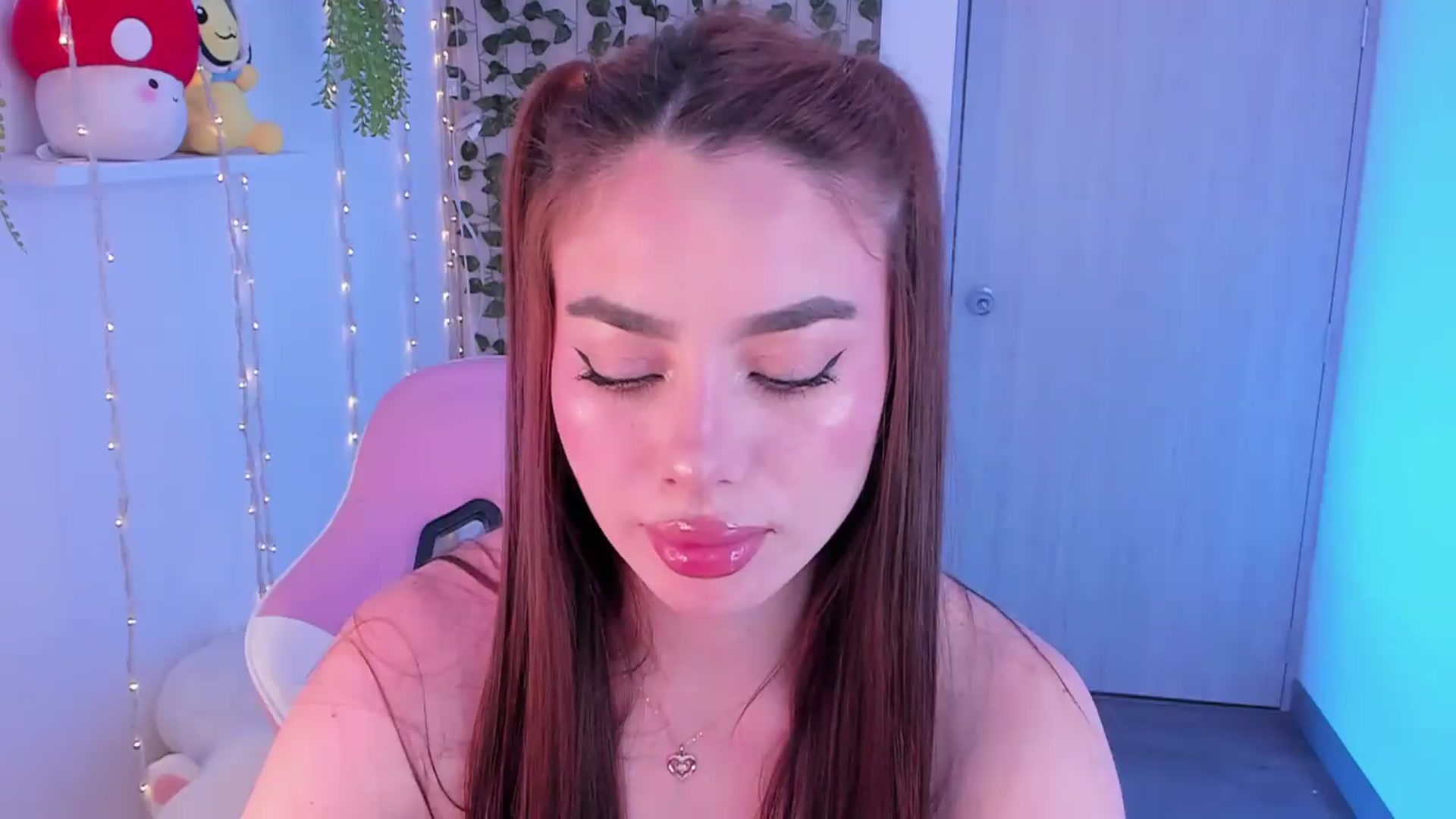 Gallery image thumbnail from Sexxx_natasha's myfreecams stream on, 07/06/2026, 18:52 image 4 of 20