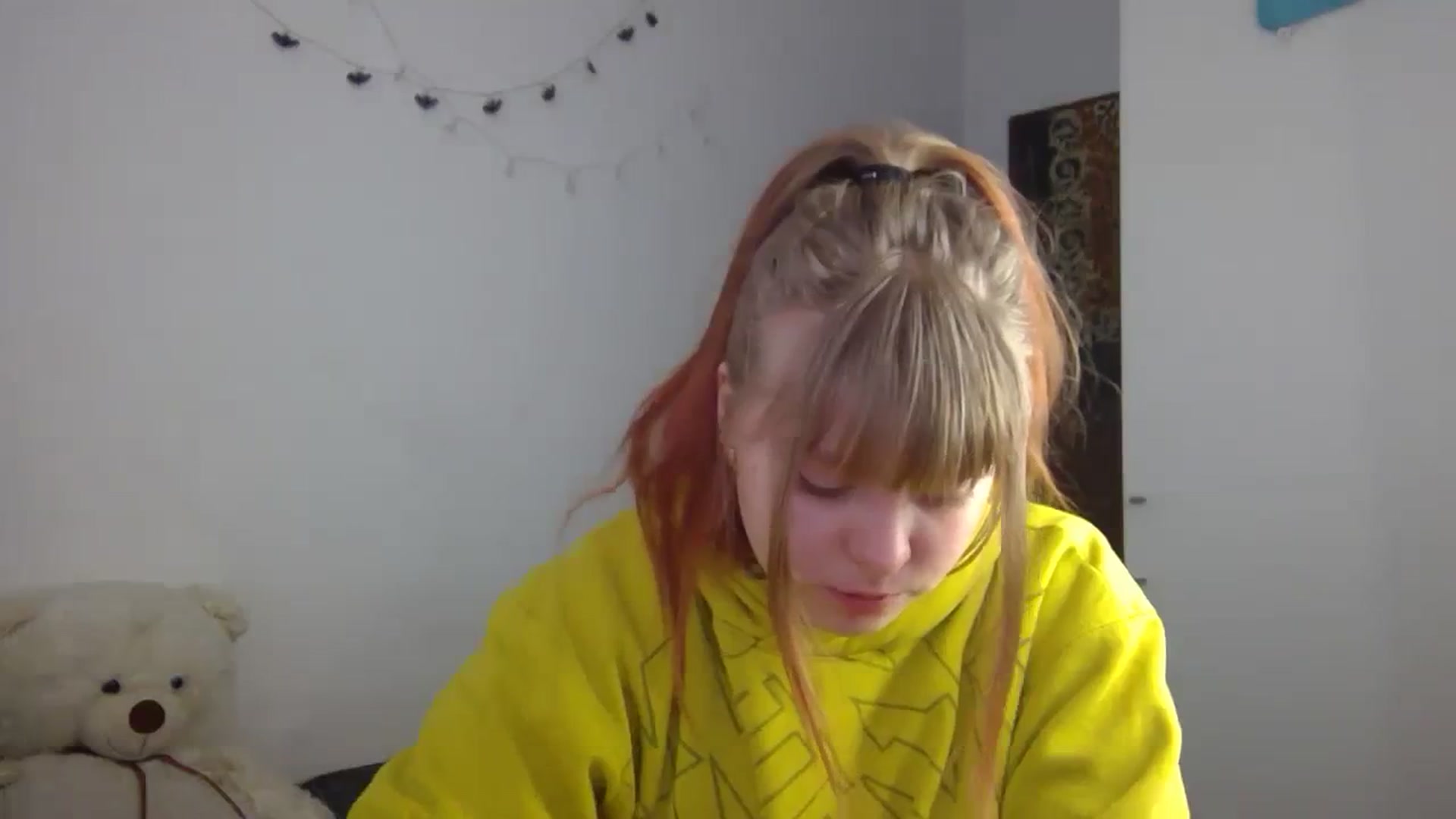 Gallery image thumbnail from Sexxxxy_angel's myfreecams stream on, 02/18/2024, 12:23 image 16 of 20