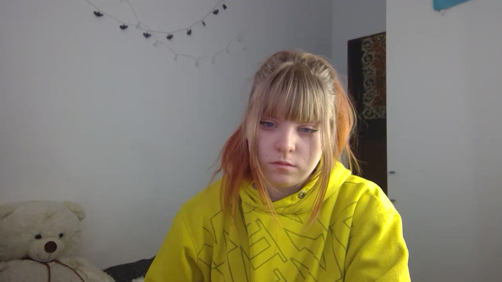 Gallery image thumbnail from Sexxxxy_angel's myfreecams stream on, 02/18/2024, 12:23 image 10 of 20