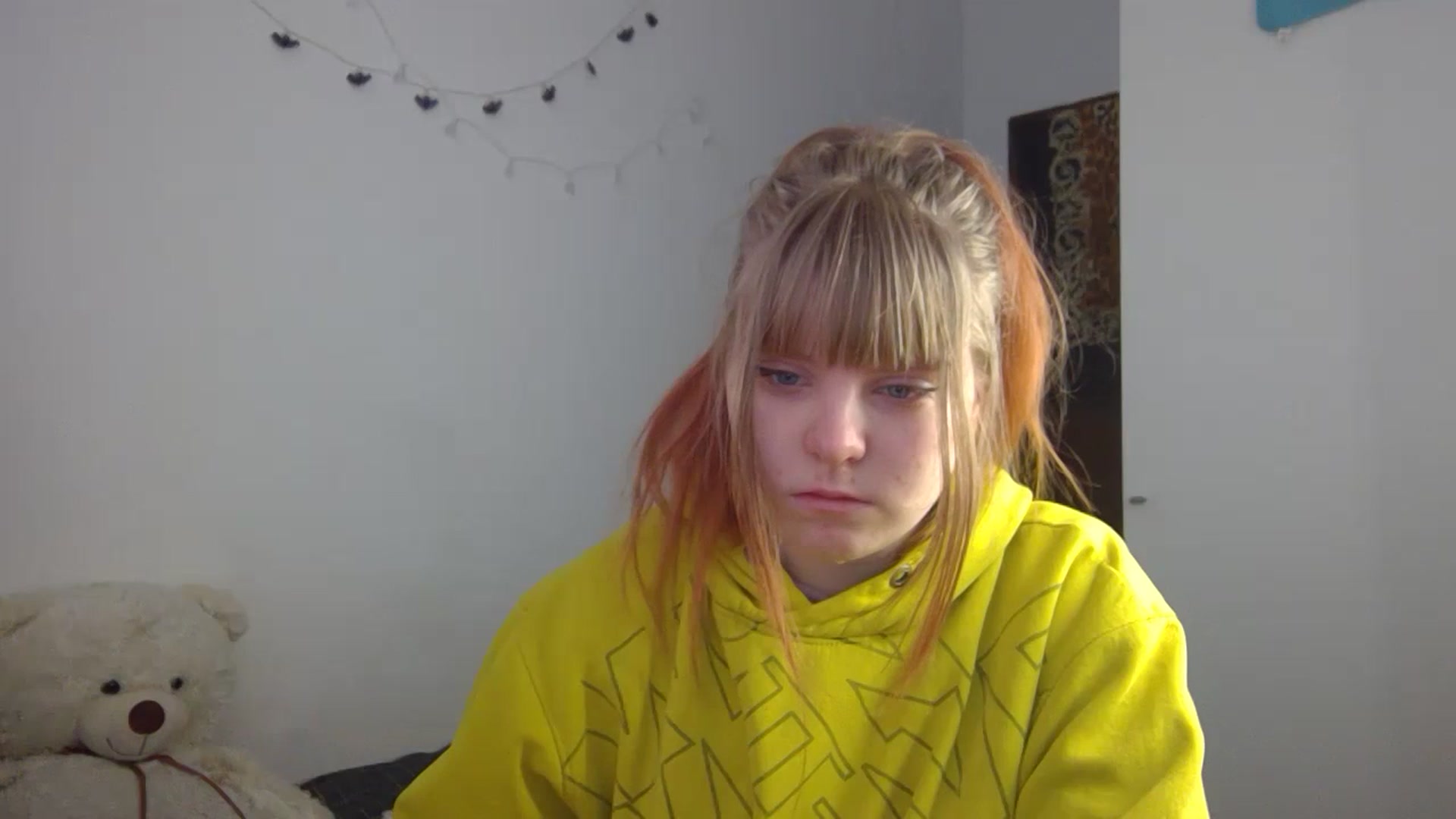 Gallery image thumbnail from Sexxxxy_angel's myfreecams stream on, 02/18/2024, 12:23 image 4 of 20