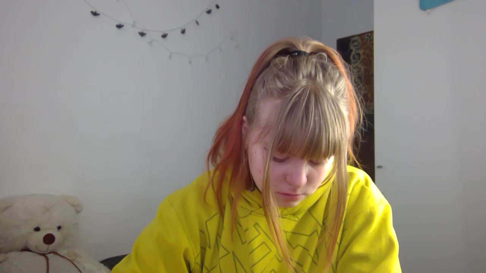 Gallery image thumbnail from Sexxxxy_angel's myfreecams stream on, 02/18/2024, 12:23 image 3 of 20