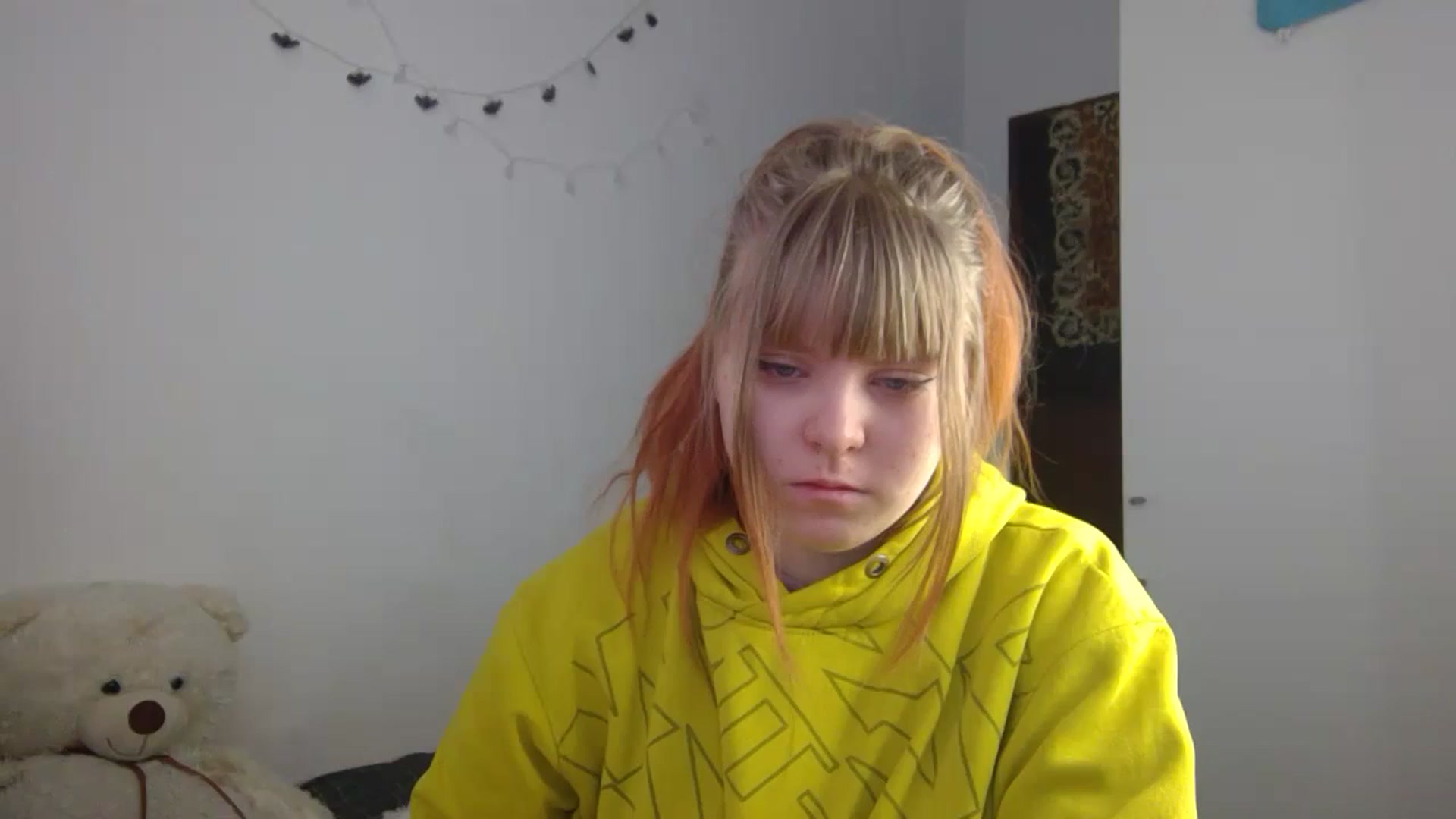 Gallery image thumbnail from Sexxxxy_angel's myfreecams stream on, 02/18/2024, 12:23 image 1 of 20