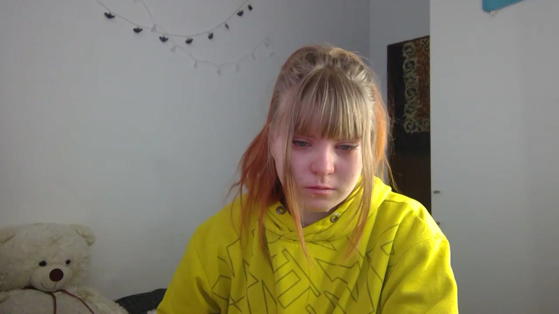 Gallery image thumbnail from Sexxxxy_angel's myfreecams stream on, 02/18/2024, 12:23 image 2 of 20