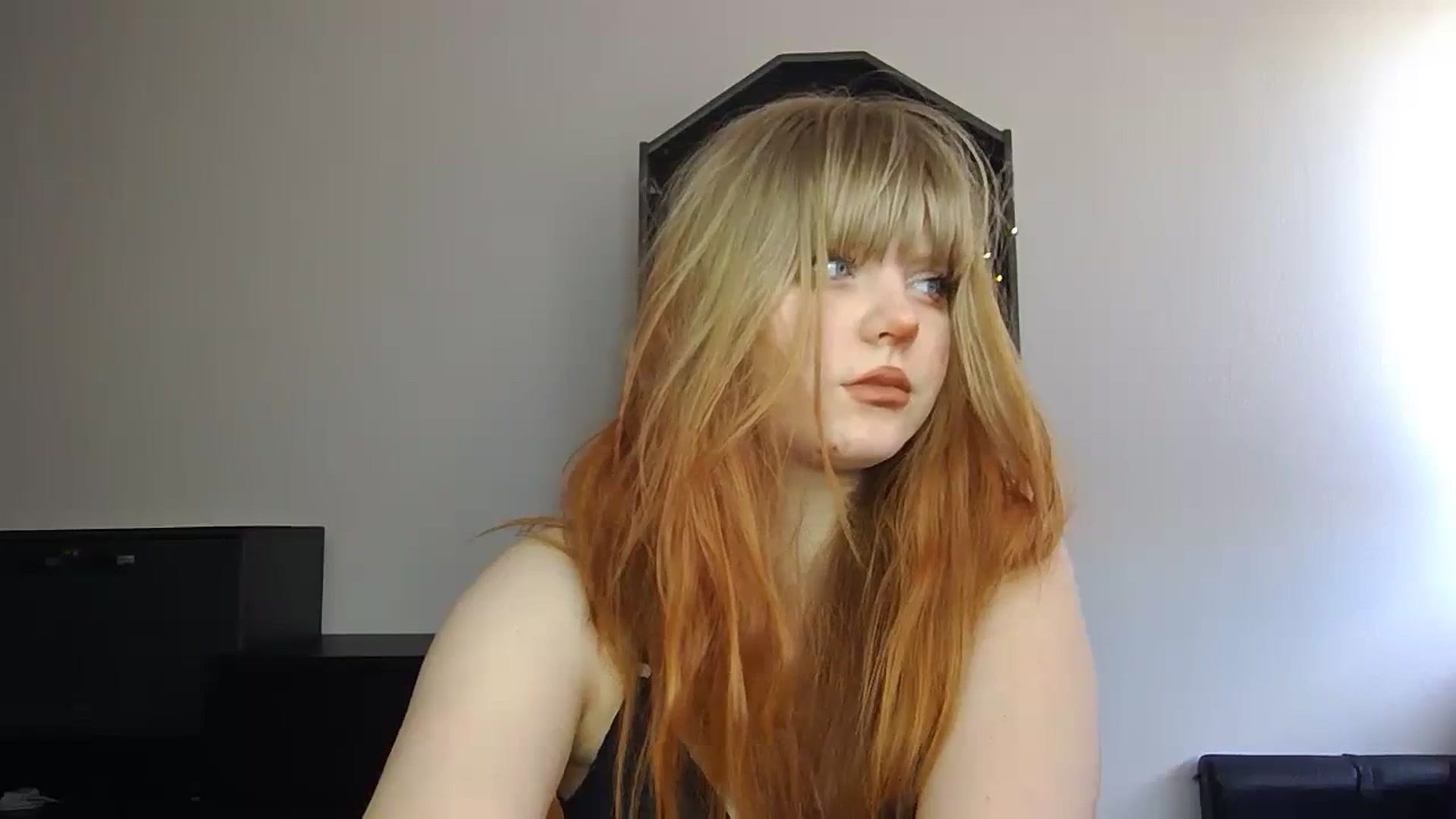 Gallery image thumbnail from Sexxxxy_angel's myfreecams stream on, 03/10/2024, 12:16 image 15 of 20