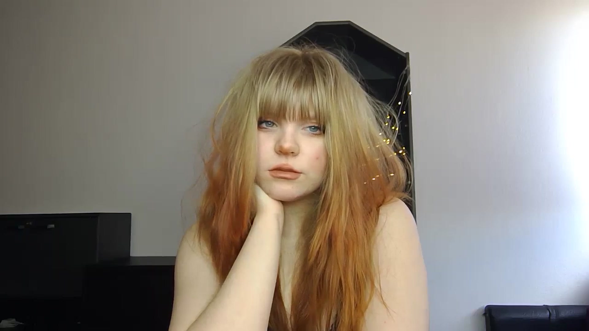 Gallery image thumbnail from Sexxxxy_angel's myfreecams stream on, 03/10/2024, 12:16 image 8 of 20