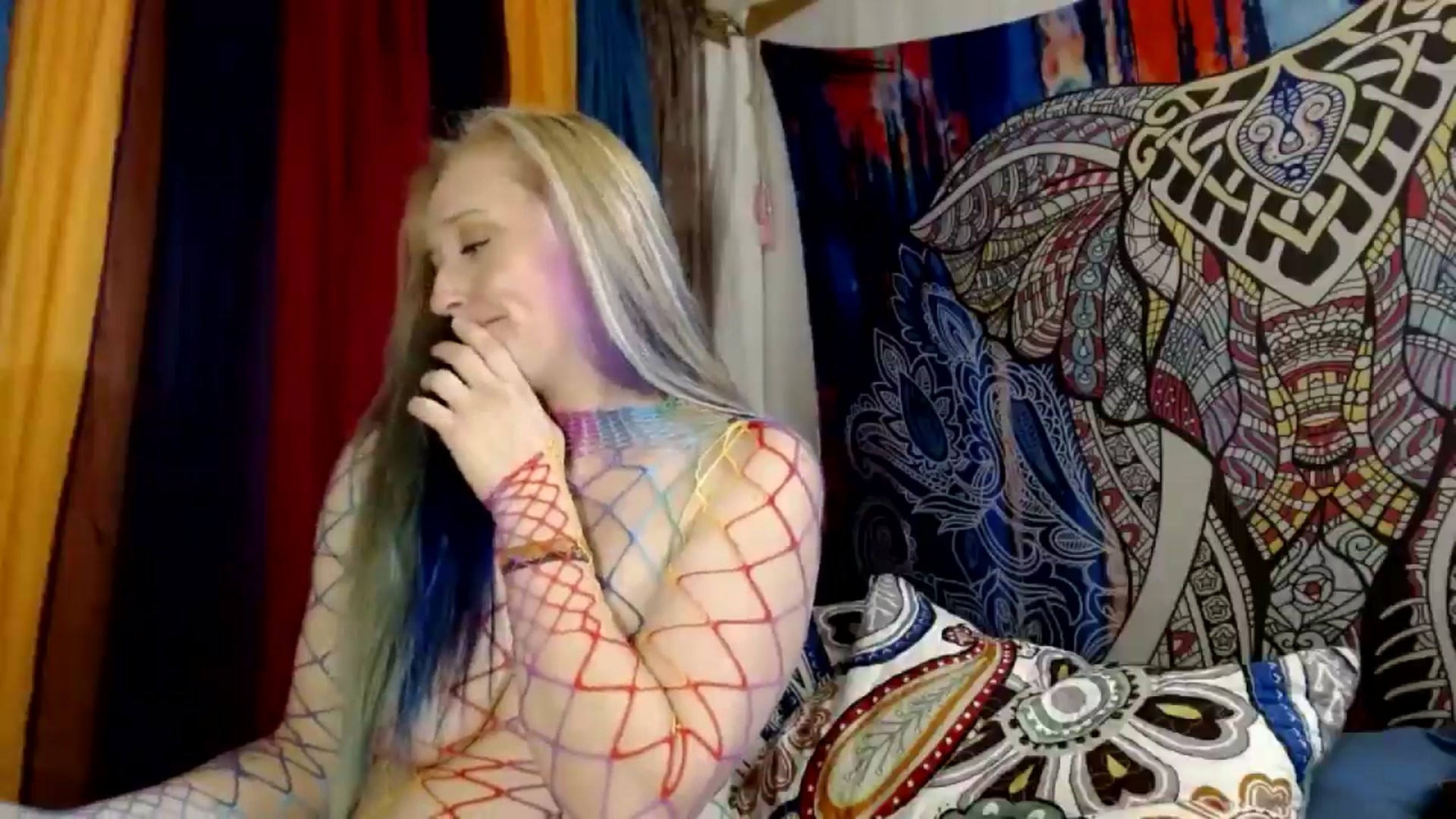 Gallery image thumbnail from SexxxySusan's myfreecams stream on, 10/02/2024, 10:07 image 2 of 20