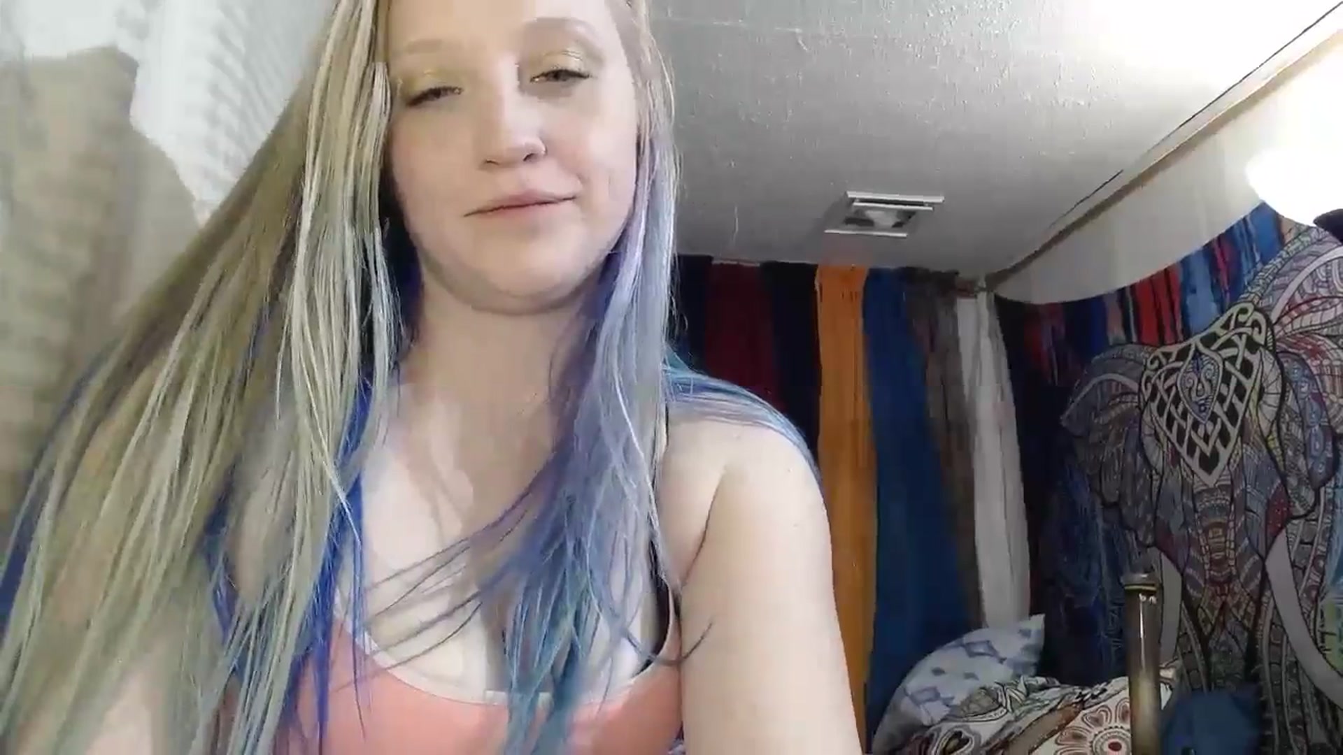 Gallery image thumbnail from SexxxySusan's myfreecams stream on, 10/24/2024, 08:11 image 15 of 20