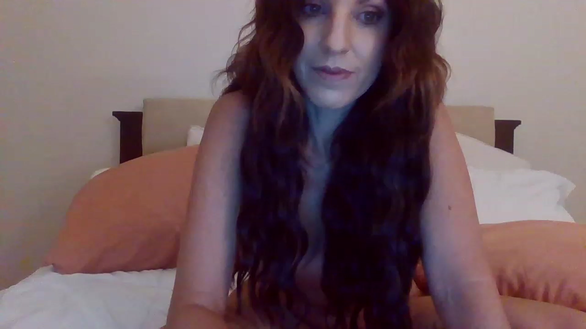 Gallery image thumbnail from SexxyKaylaa's myfreecams stream on, 12/27/2022, 14:17 image 15 of 20