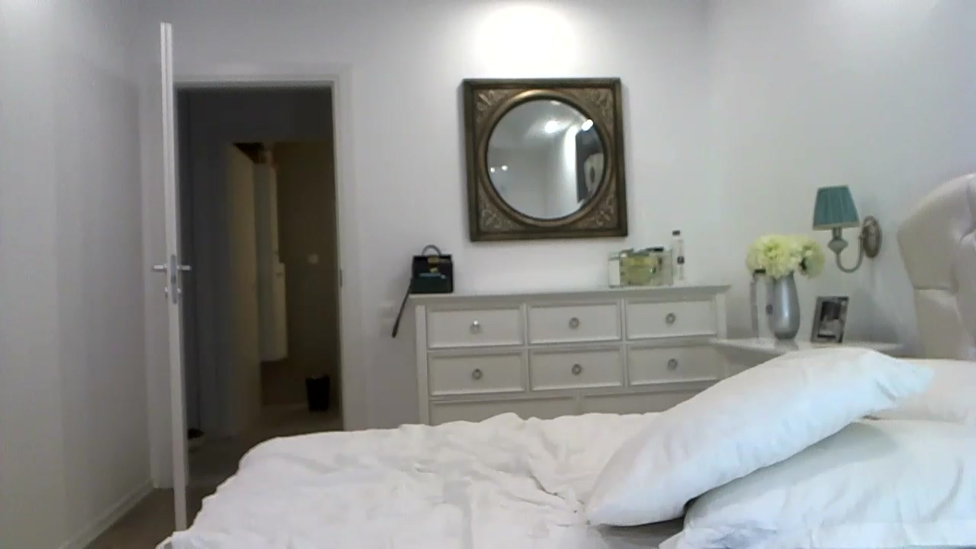 Gallery image thumbnail from Sexxy_____'s myfreecams stream on, 05/18/2023, 03:38 image 14 of 20