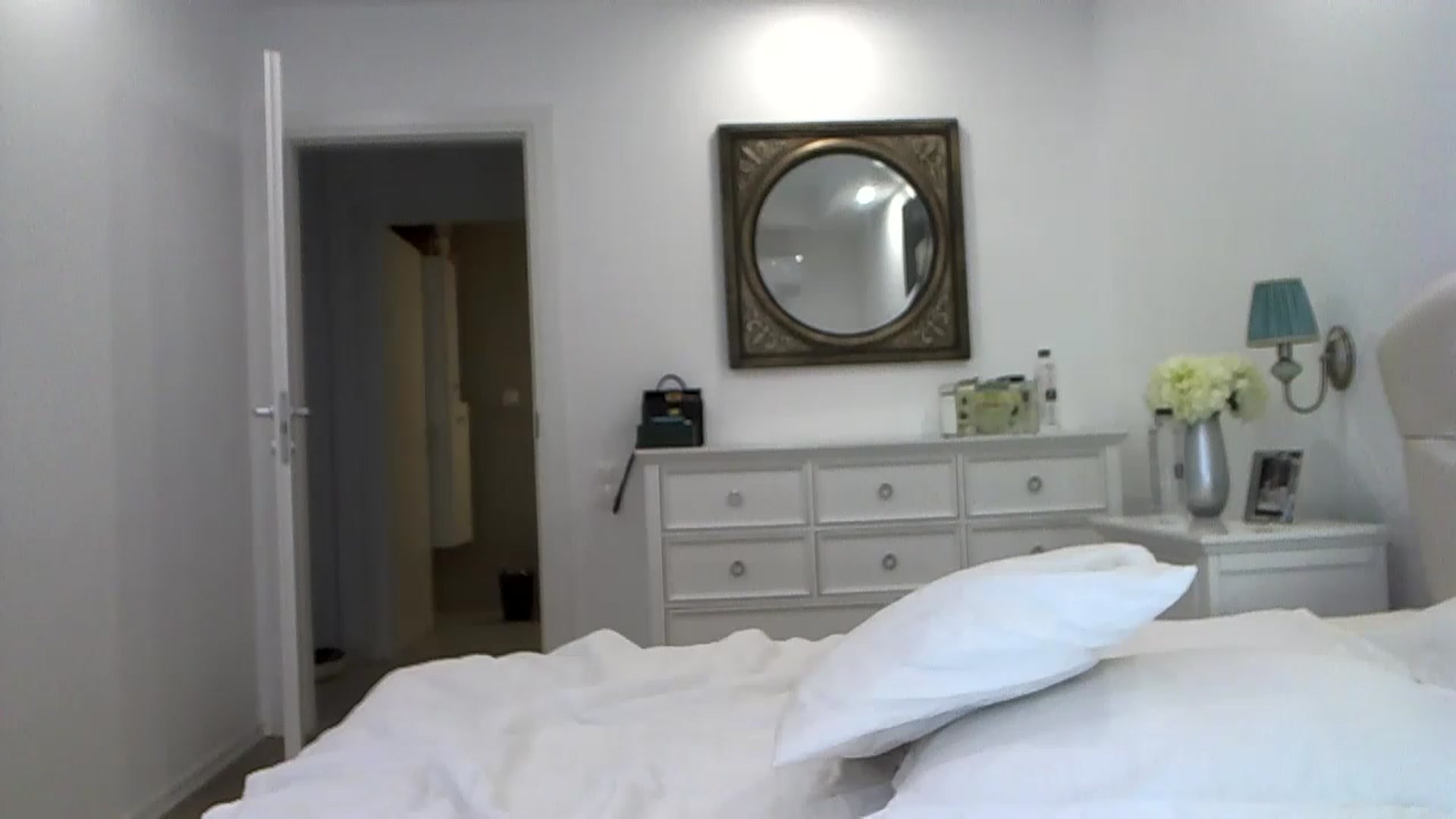 Gallery image thumbnail from Sexxy_____'s myfreecams stream on, 05/18/2023, 04:51 image 12 of 20