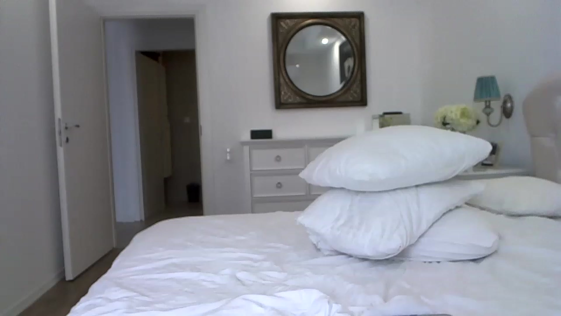 Gallery image thumbnail from Sexxy_____'s myfreecams stream on, 06/20/2023, 06:13 image 8 of 20