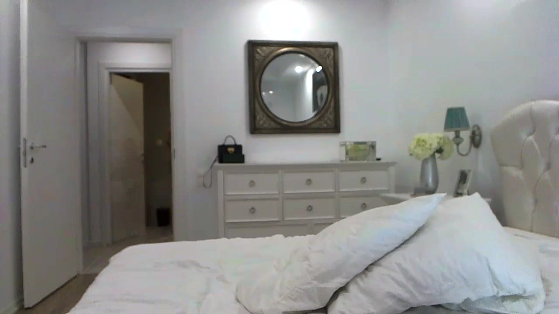 Gallery image thumbnail from Sexxy_____'s myfreecams stream on, 08/25/2023, 19:13 image 19 of 20