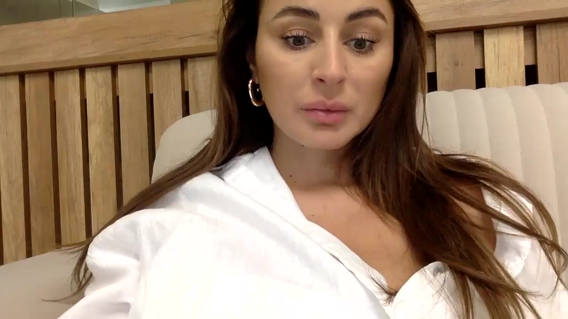 Gallery image thumbnail from Sexxy_____'s myfreecams stream on, 06/25/2024, 07:47 image 16 of 20