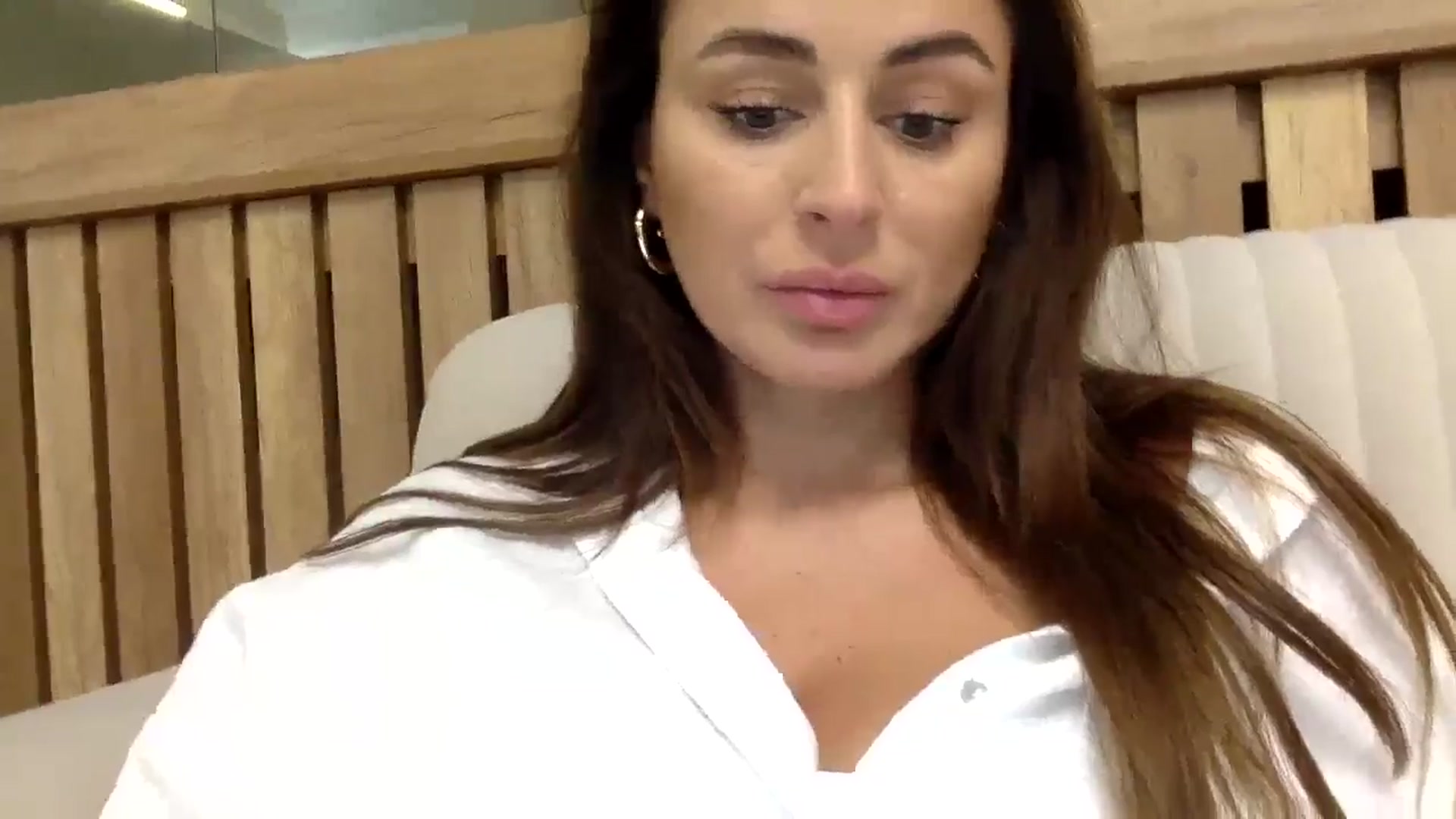 Gallery image thumbnail from Sexxy_____'s myfreecams stream on, 06/25/2024, 07:47 image 8 of 20