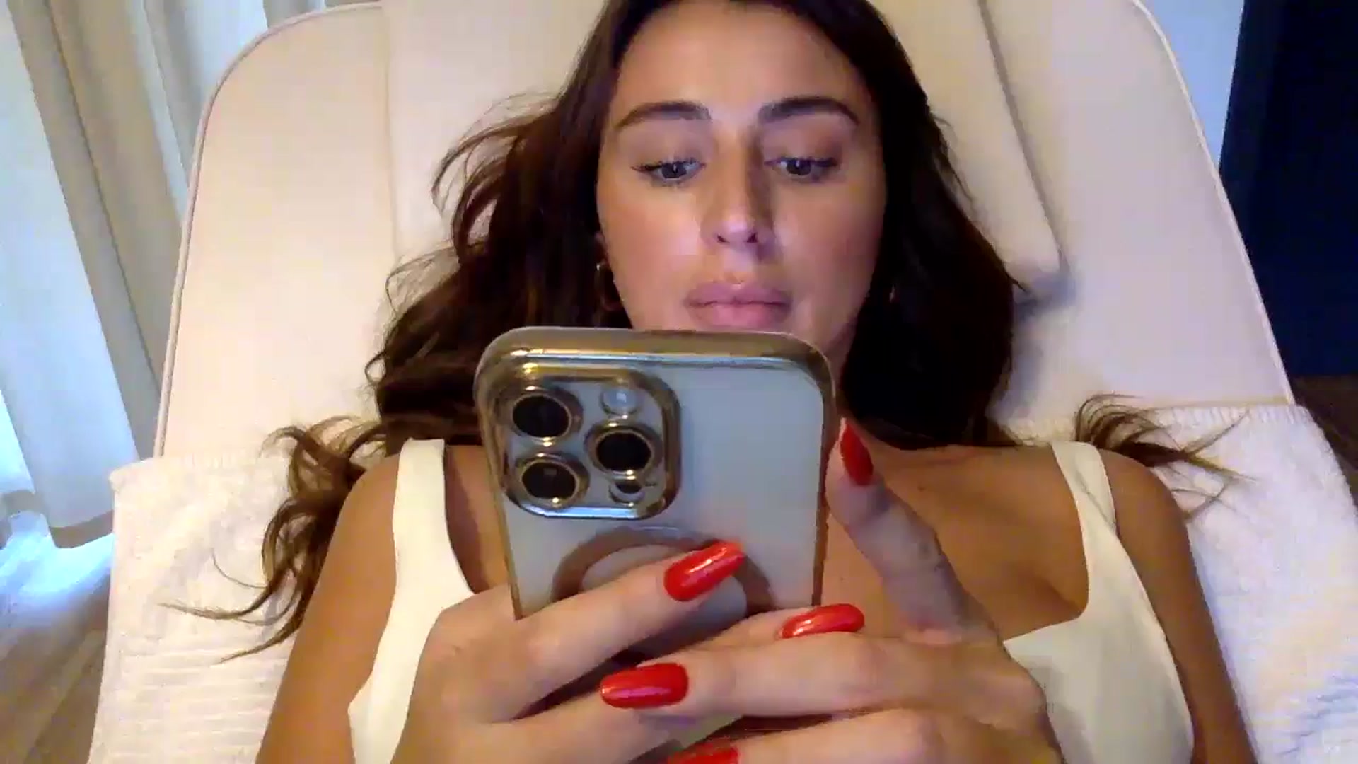Gallery image thumbnail from Sexxy_____'s myfreecams stream on, 07/30/2024, 12:36 image 20 of 20