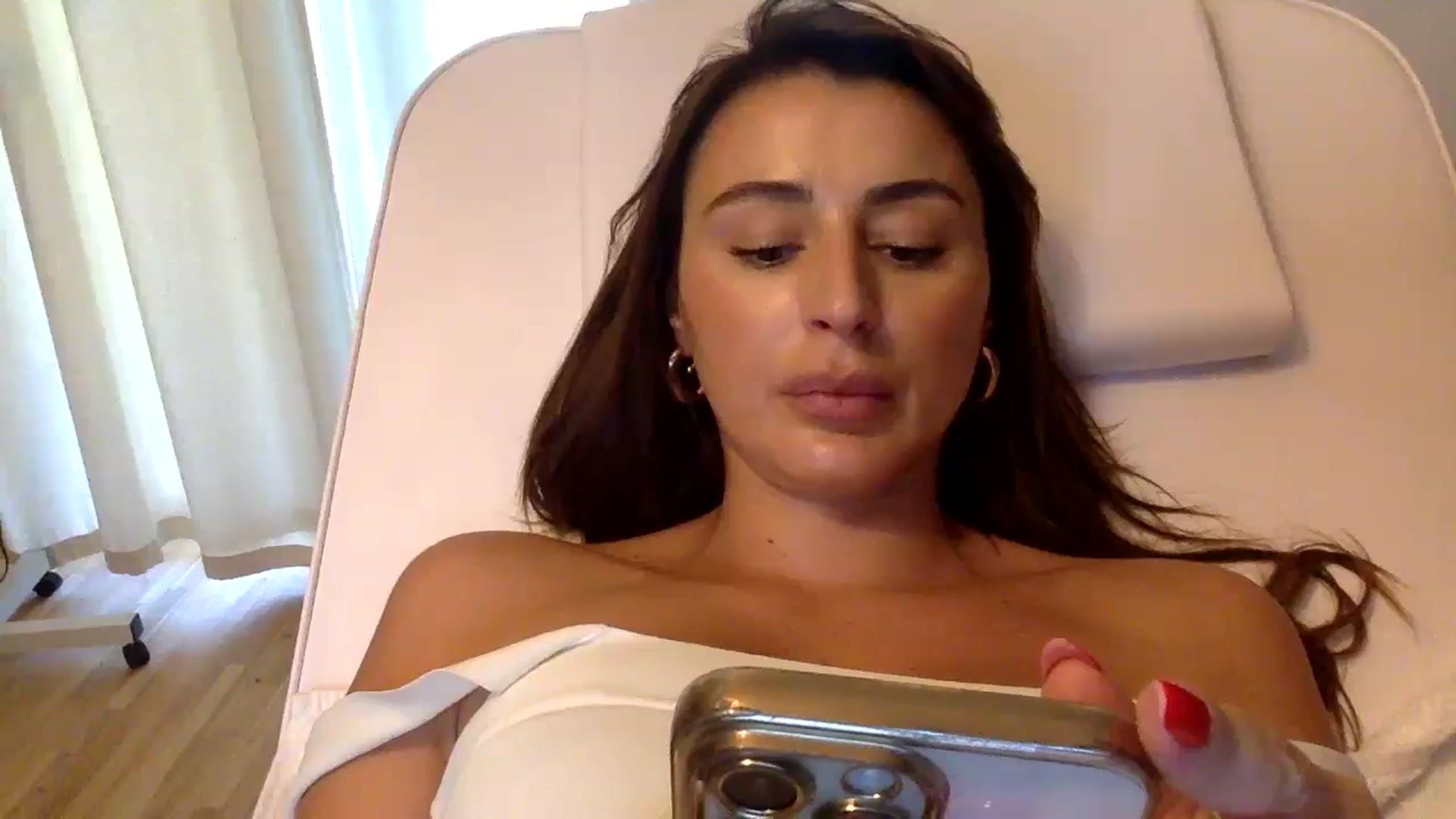 Gallery image thumbnail from Sexxy_____'s myfreecams stream on, 07/31/2024, 11:34 image 17 of 20