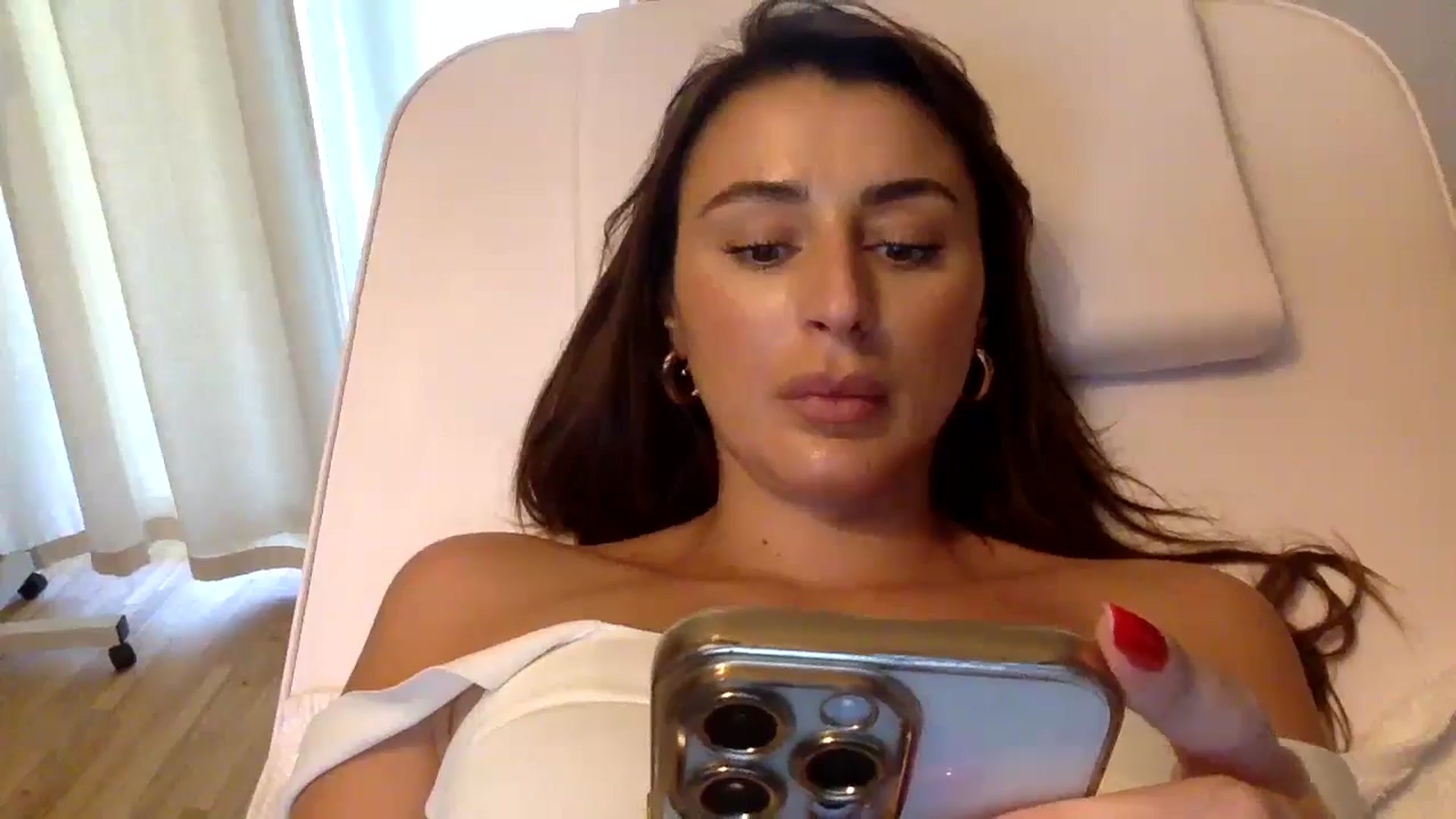Gallery image thumbnail from Sexxy_____'s myfreecams stream on, 07/31/2024, 11:34 image 15 of 20