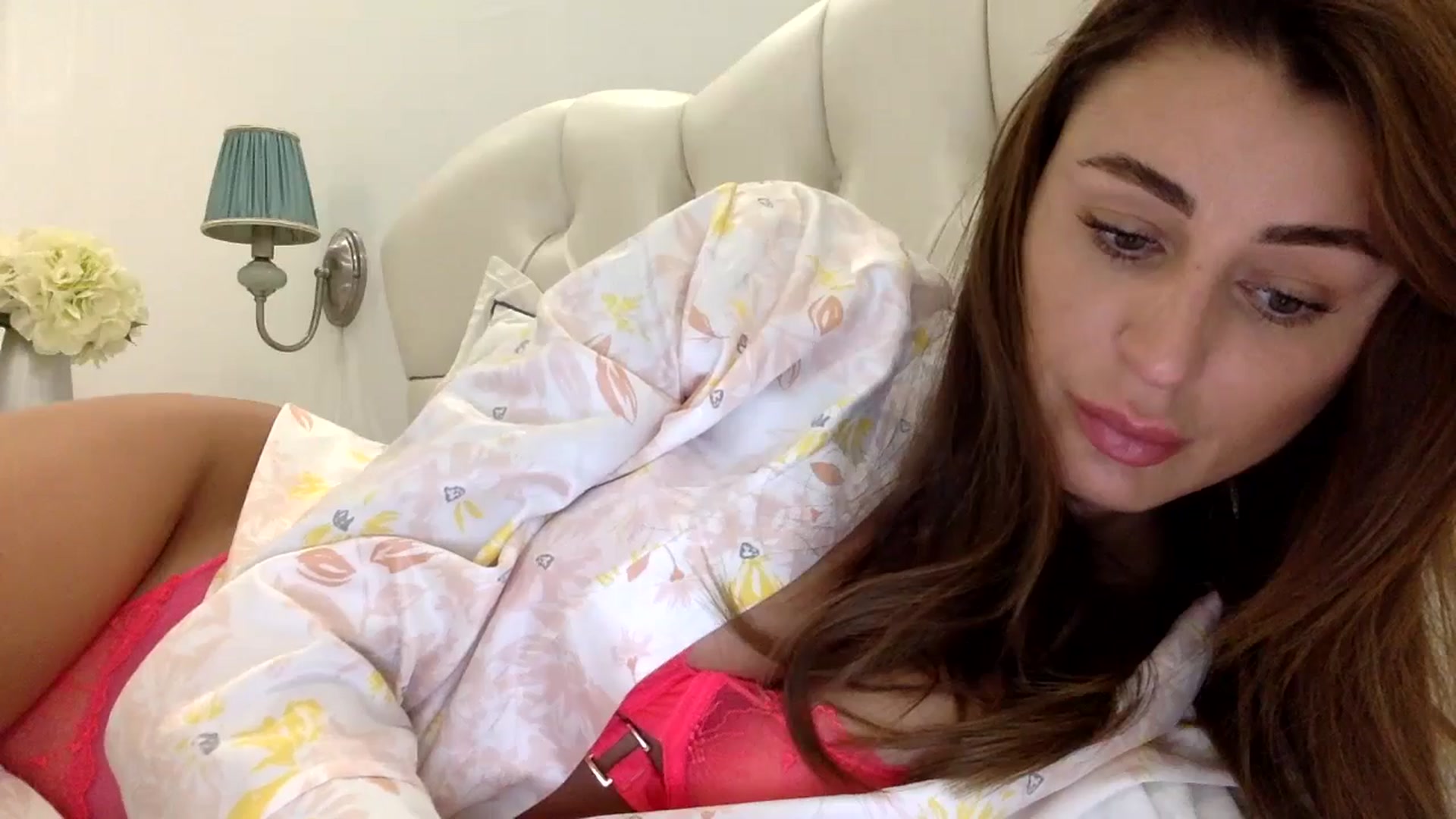 Gallery image thumbnail from Sexxy_____'s myfreecams stream on, 08/17/2024, 20:49 image 4 of 20