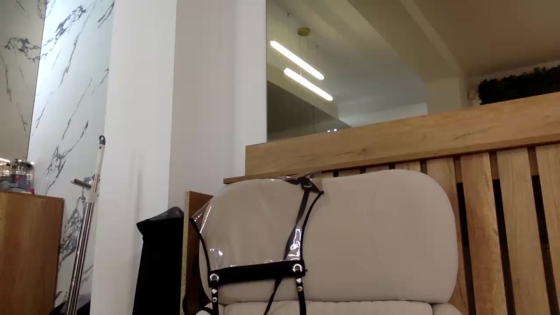 Gallery image thumbnail from Sexxy_____'s myfreecams stream on, 09/25/2024, 10:40 image 19 of 20