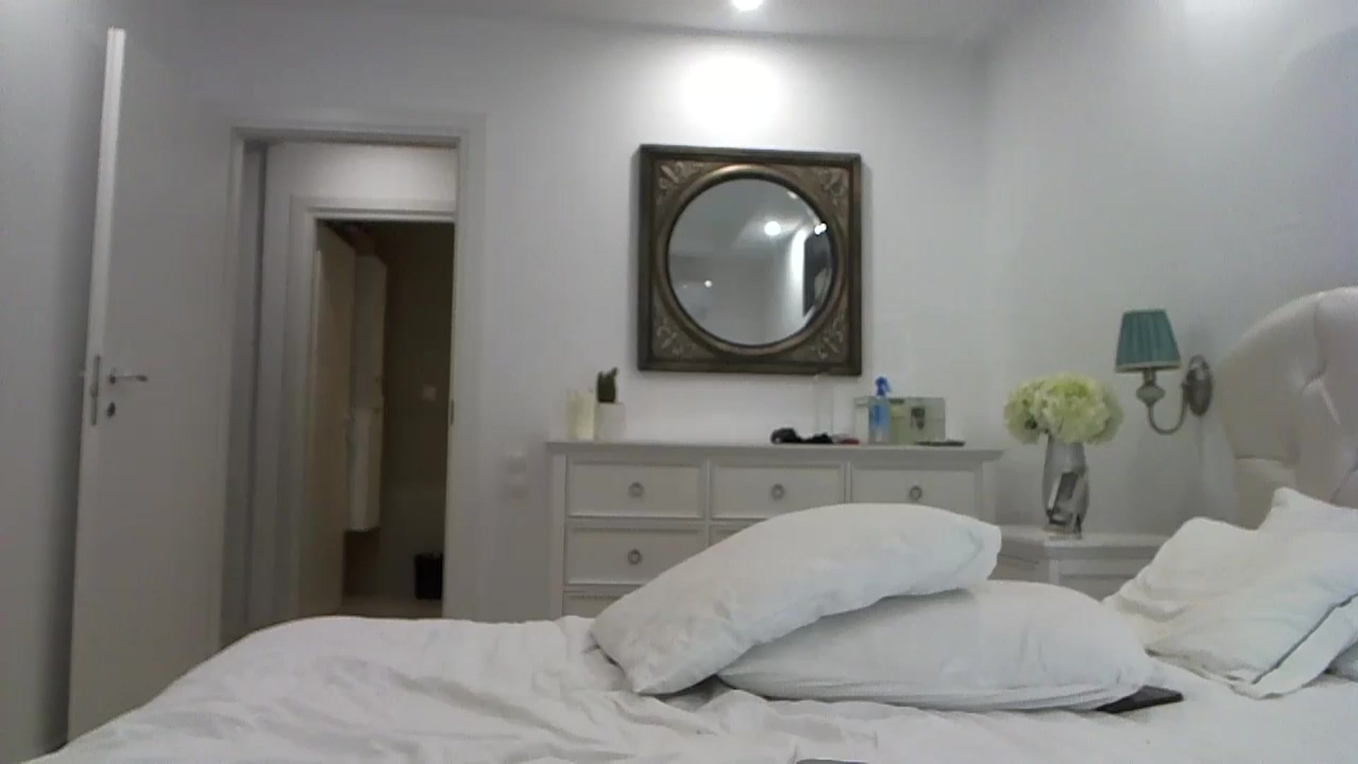 Gallery image thumbnail from Sexxy_____'s myfreecams stream on, 10/22/2024, 20:14 image 17 of 20