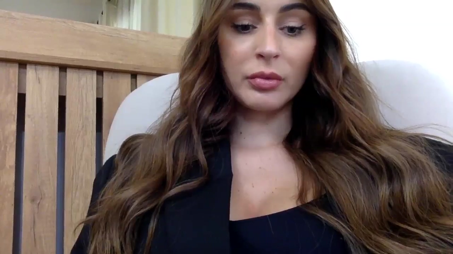 Gallery image thumbnail from Sexxy_____'s myfreecams stream on, 11/02/2024, 11:52 image 11 of 20