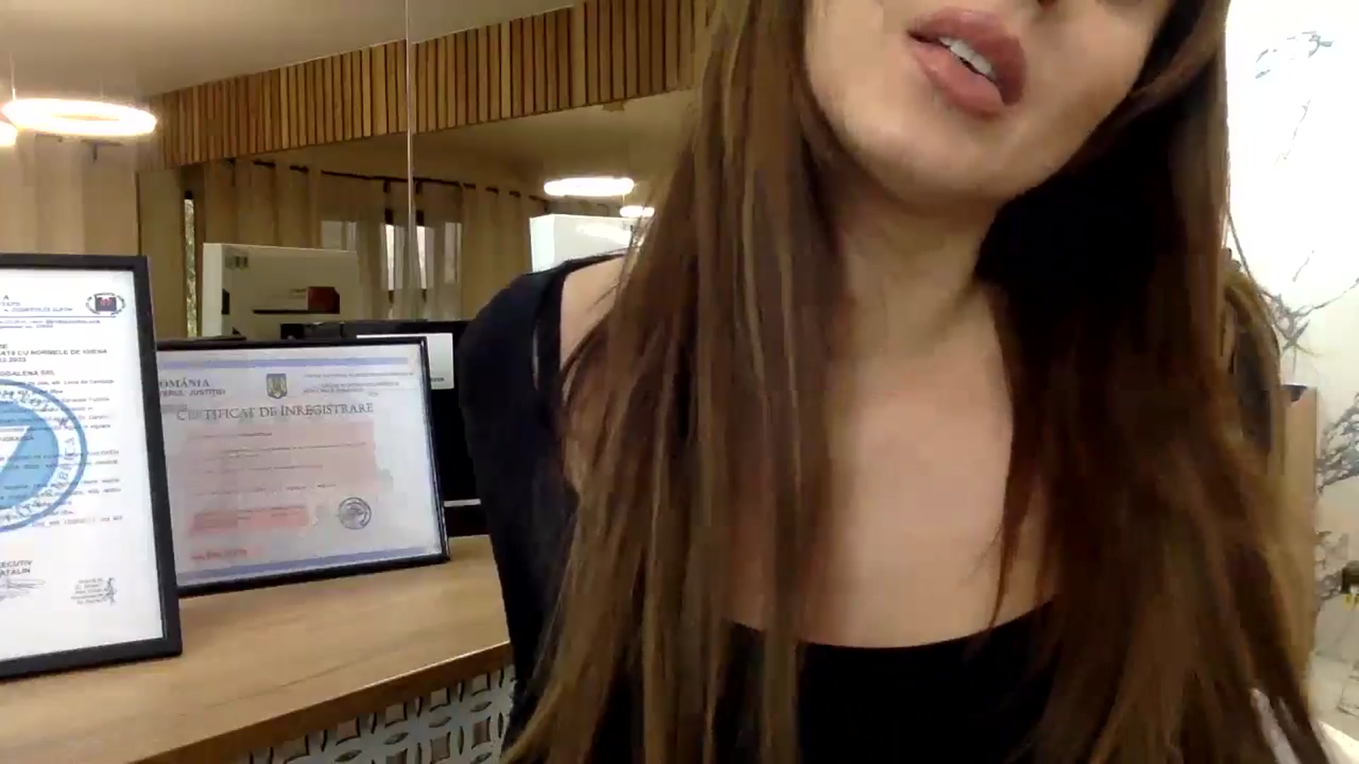 Gallery image thumbnail from Sexxy_____'s myfreecams stream on, 11/21/2024, 12:08 image 18 of 20