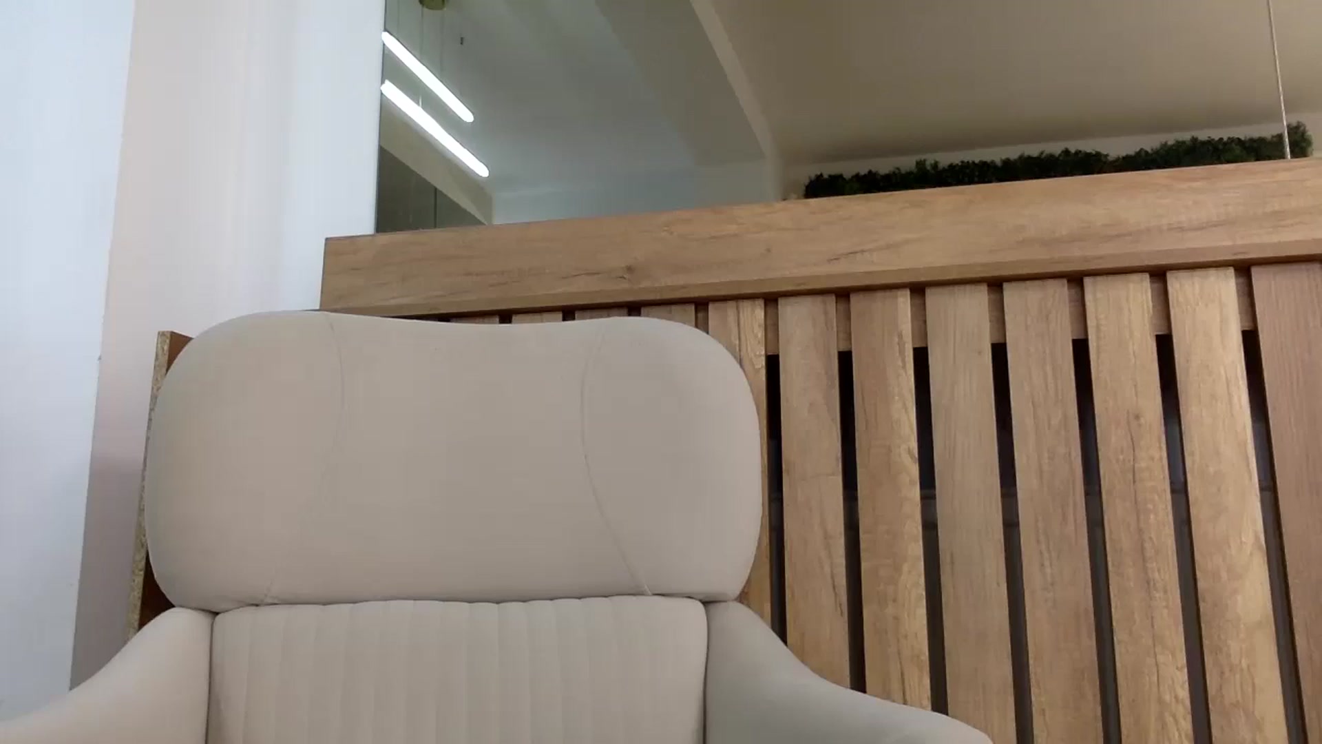 Gallery image thumbnail from Sexxy_____'s myfreecams stream on, 05/29/2025, 10:27 image 20 of 20