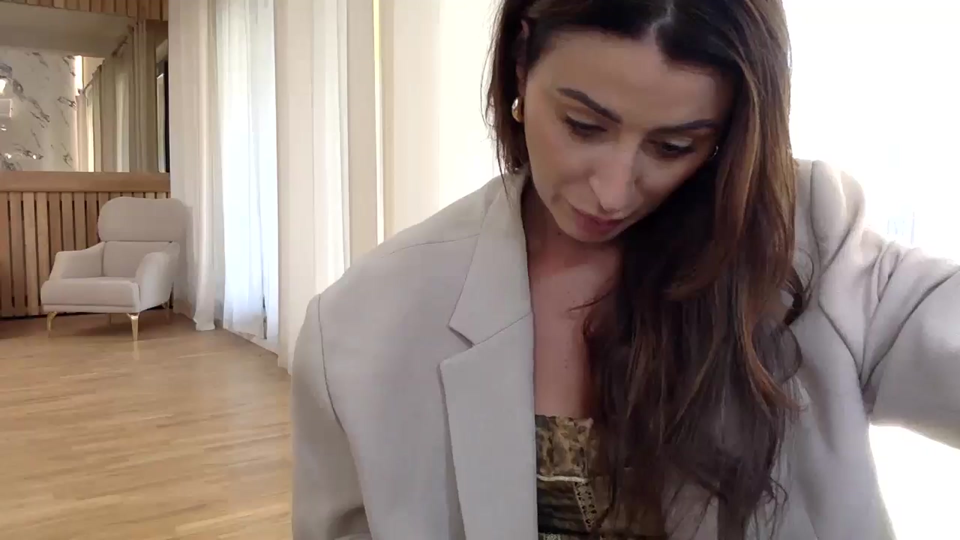 Gallery image thumbnail from Sexxy_____'s myfreecams stream on, 09/24/2025, 13:49 image 14 of 20