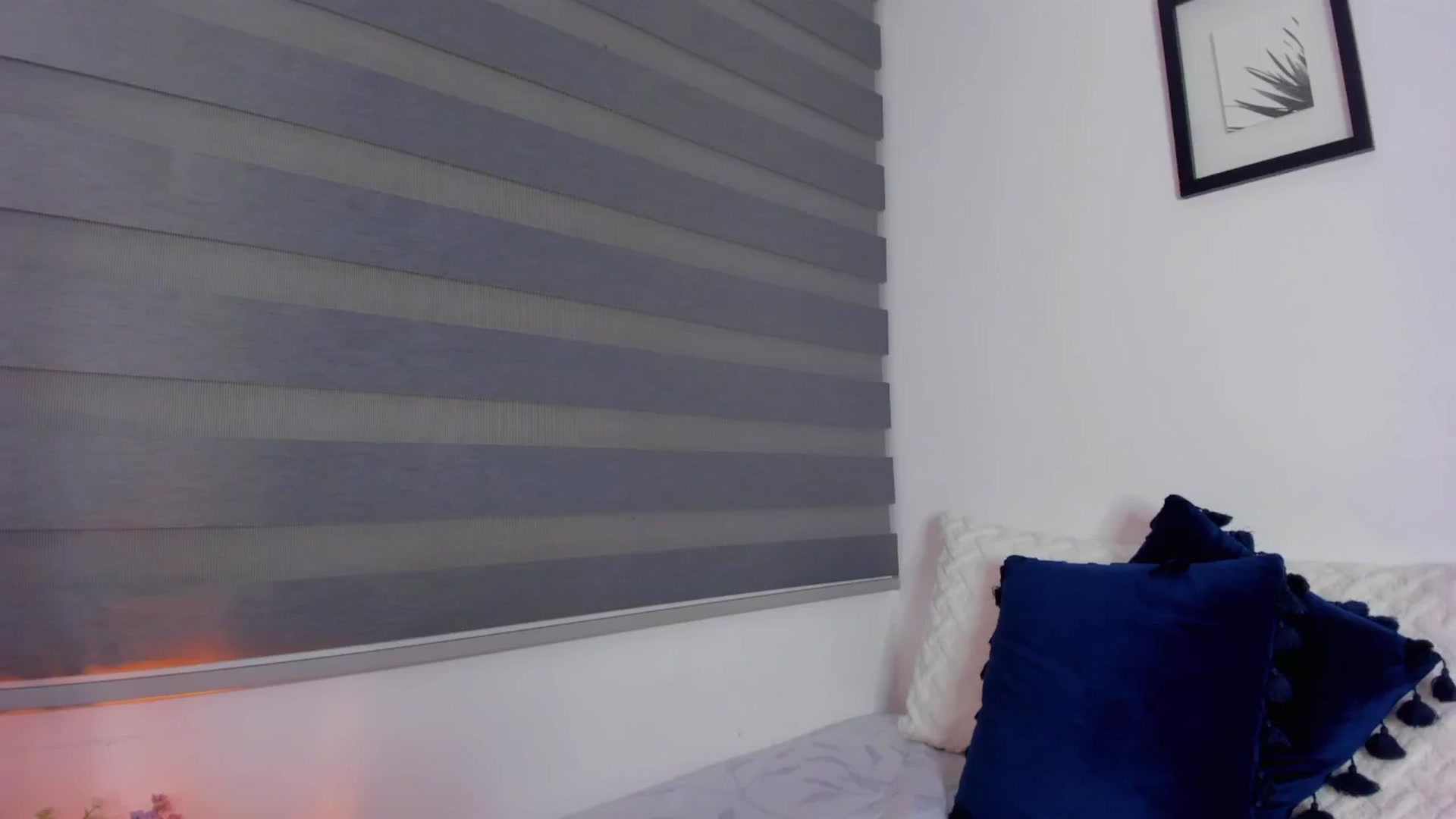 Gallery image thumbnail from Sexxygirl18x's myfreecams stream on, 05/13/2024, 01:52 image 6 of 20