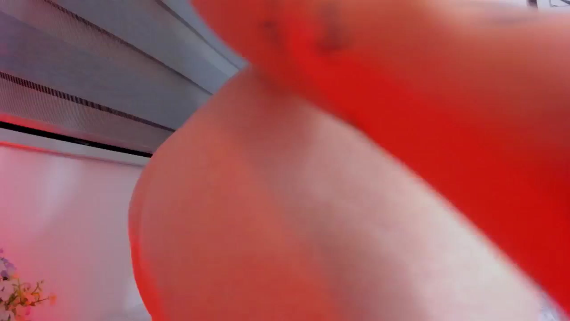 Gallery image thumbnail from Sexxygirl18x's myfreecams stream on, 05/22/2024, 02:46 image 4 of 20