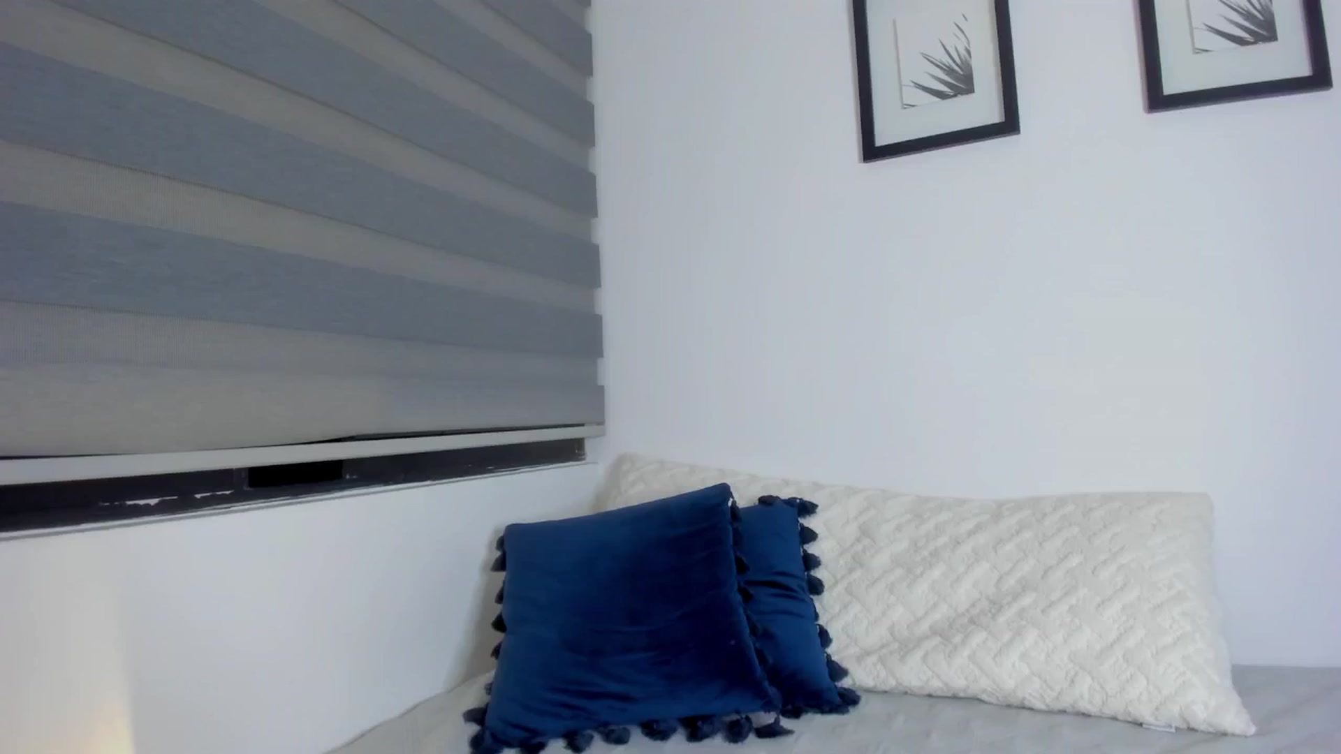 Gallery image thumbnail from Sexxygirl18x's myfreecams stream on, 05/31/2024, 02:45 image 9 of 20