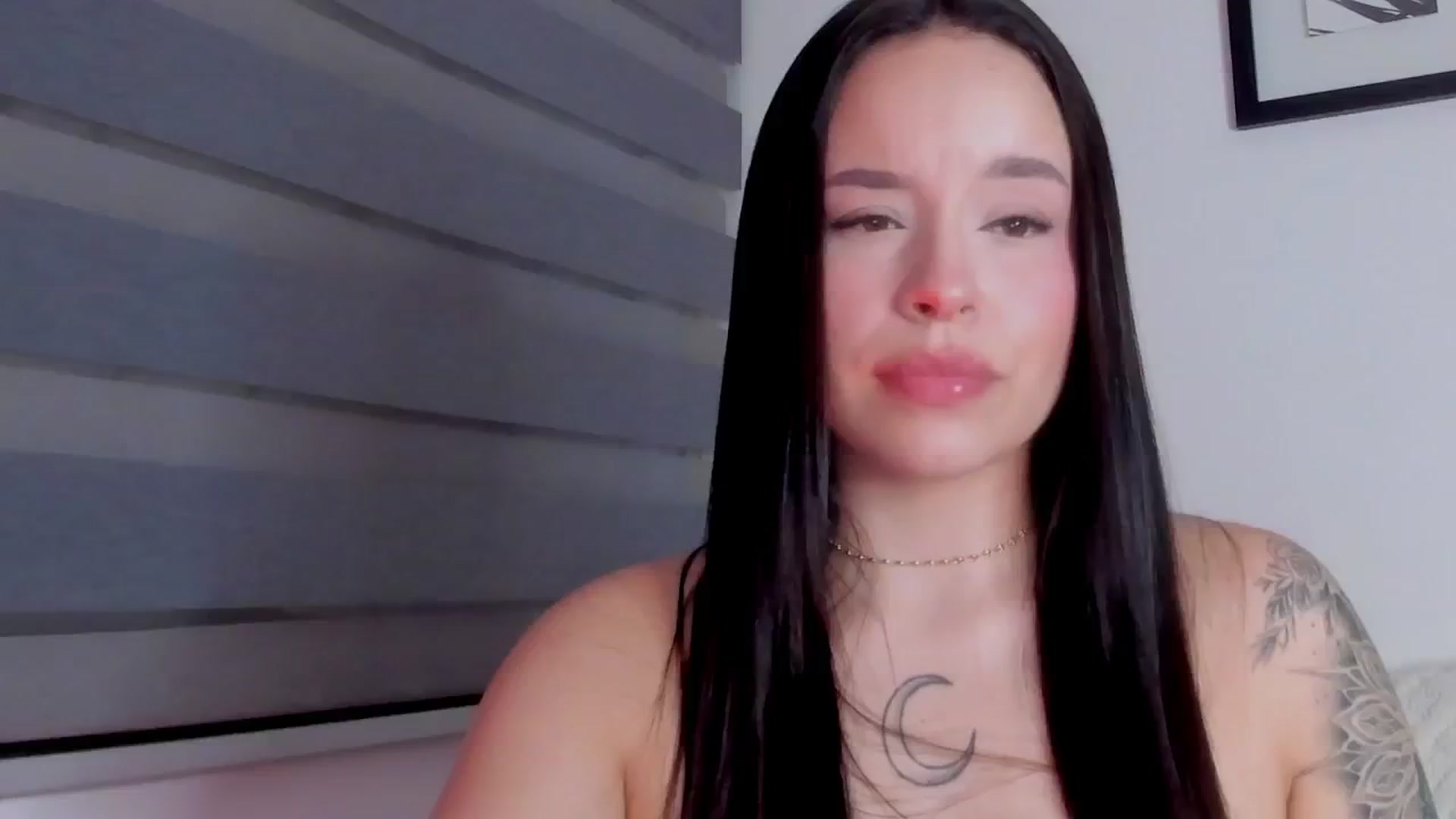 Gallery image thumbnail from Sexxygirl18x's myfreecams stream on, 06/01/2024, 01:49 image 20 of 20