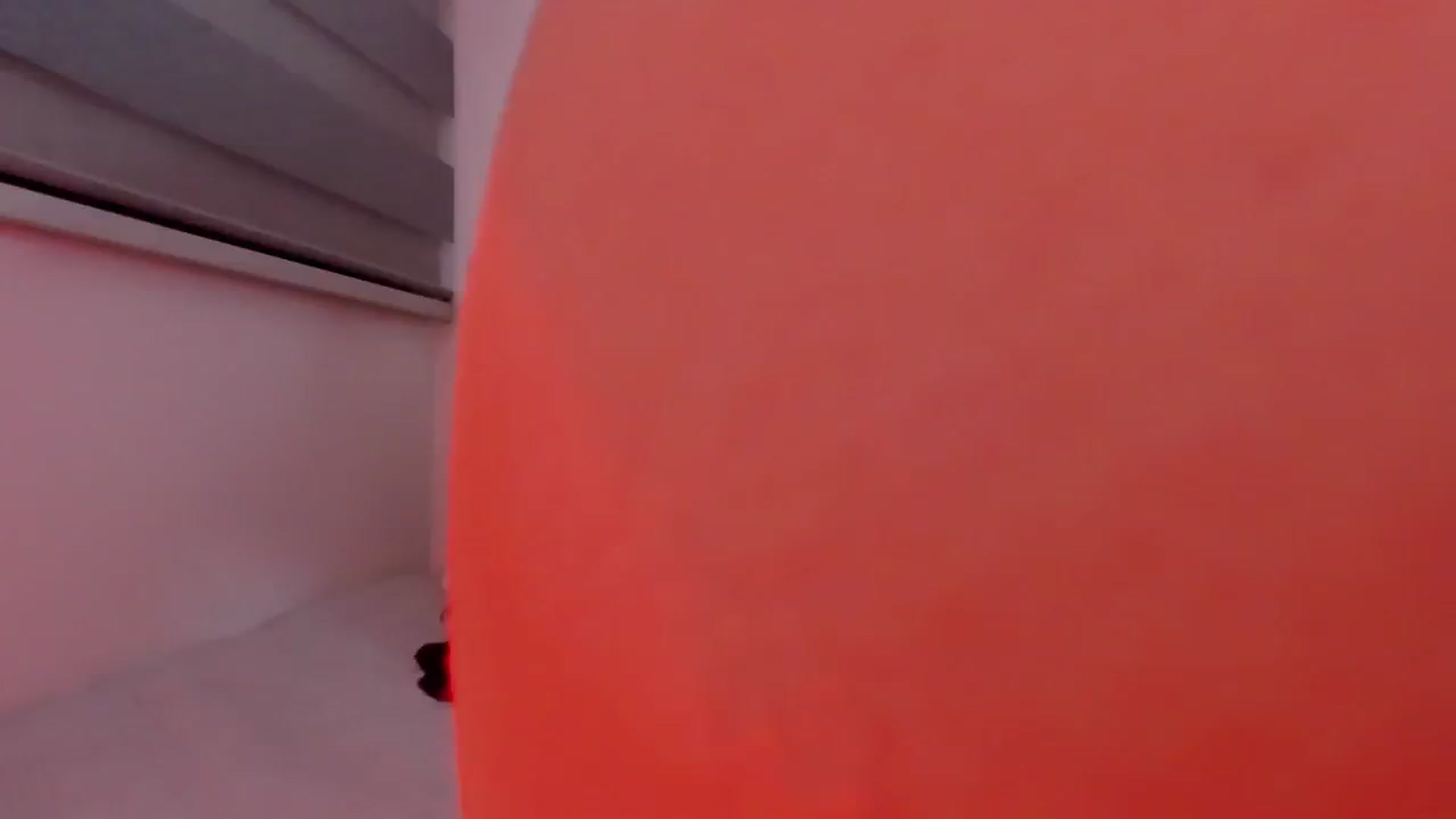 Gallery image thumbnail from Sexxygirl18x's myfreecams stream on, 06/02/2024, 24:17 image 14 of 20