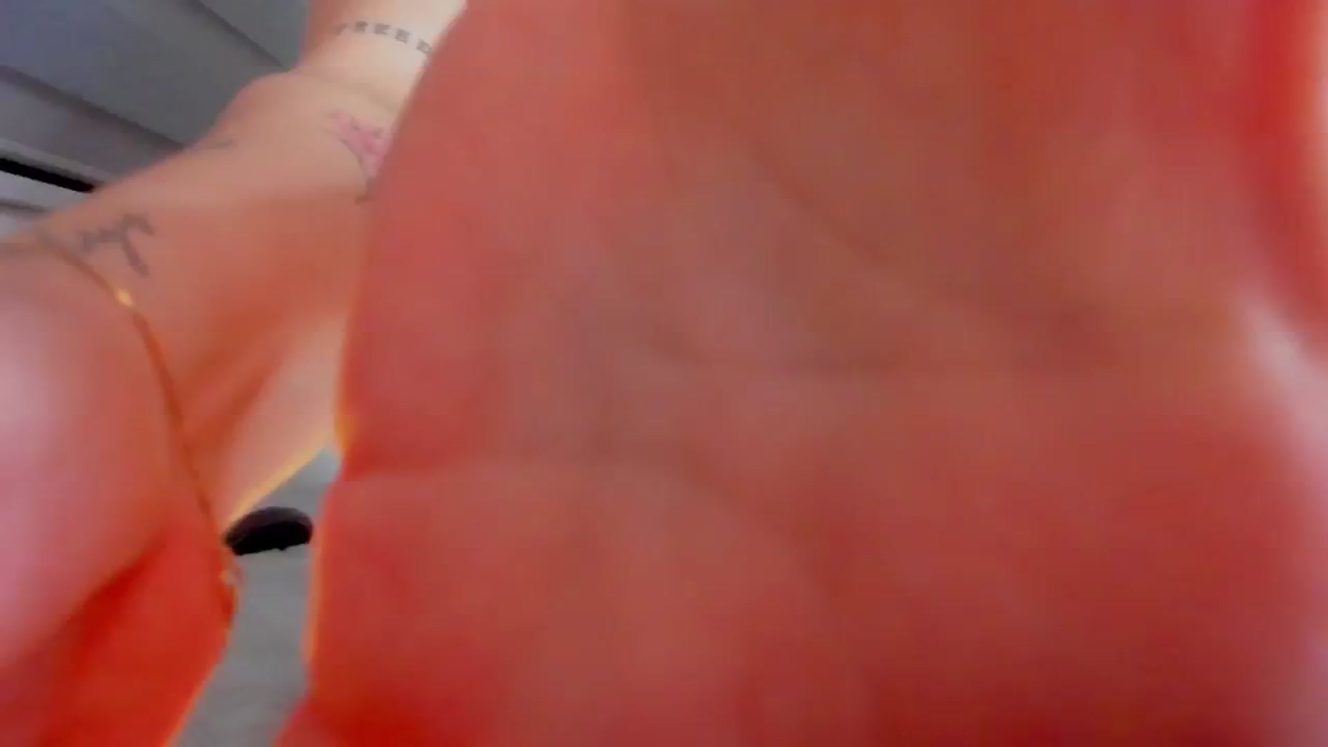 Gallery image thumbnail from Sexxygirl18x's myfreecams stream on, 06/05/2024, 24:08 image 11 of 20