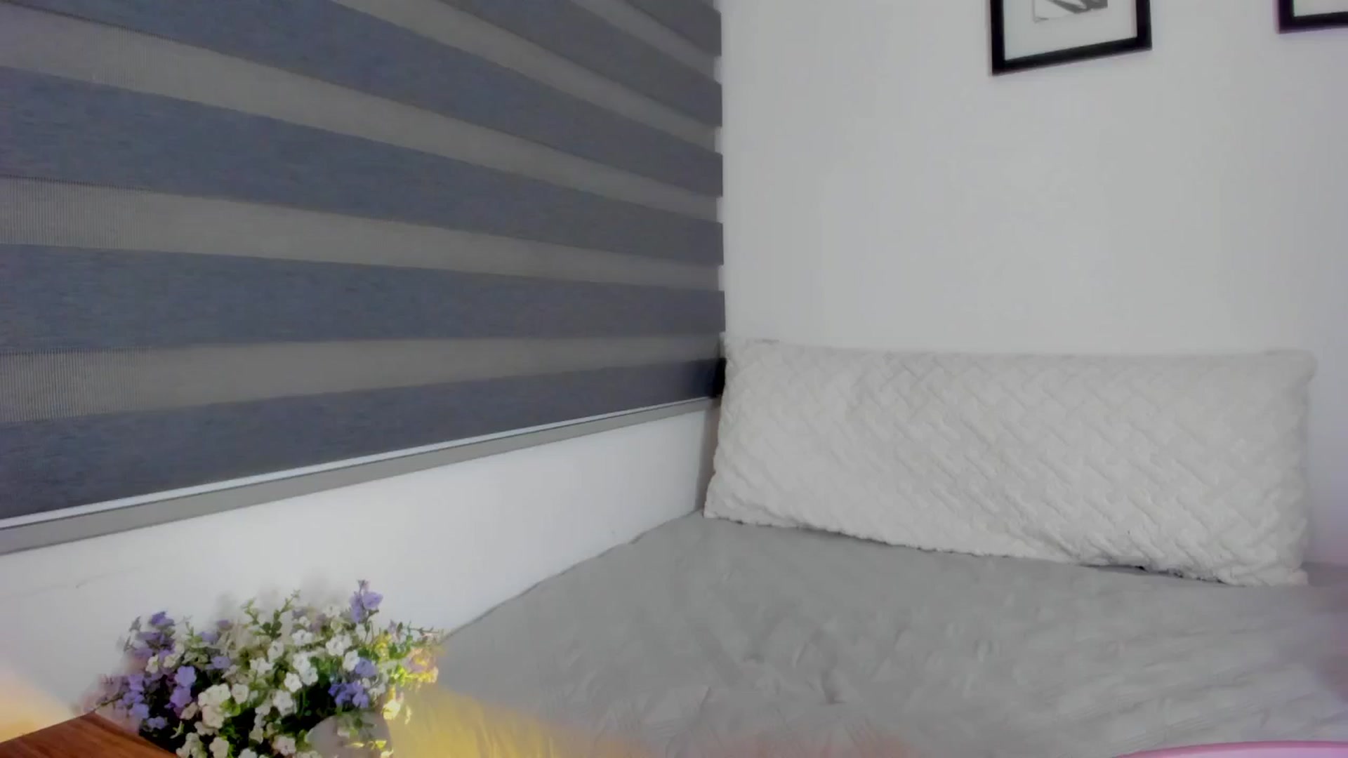 Gallery image thumbnail from Sexxygirl18x's myfreecams stream on, 06/08/2024, 01:37 image 8 of 20