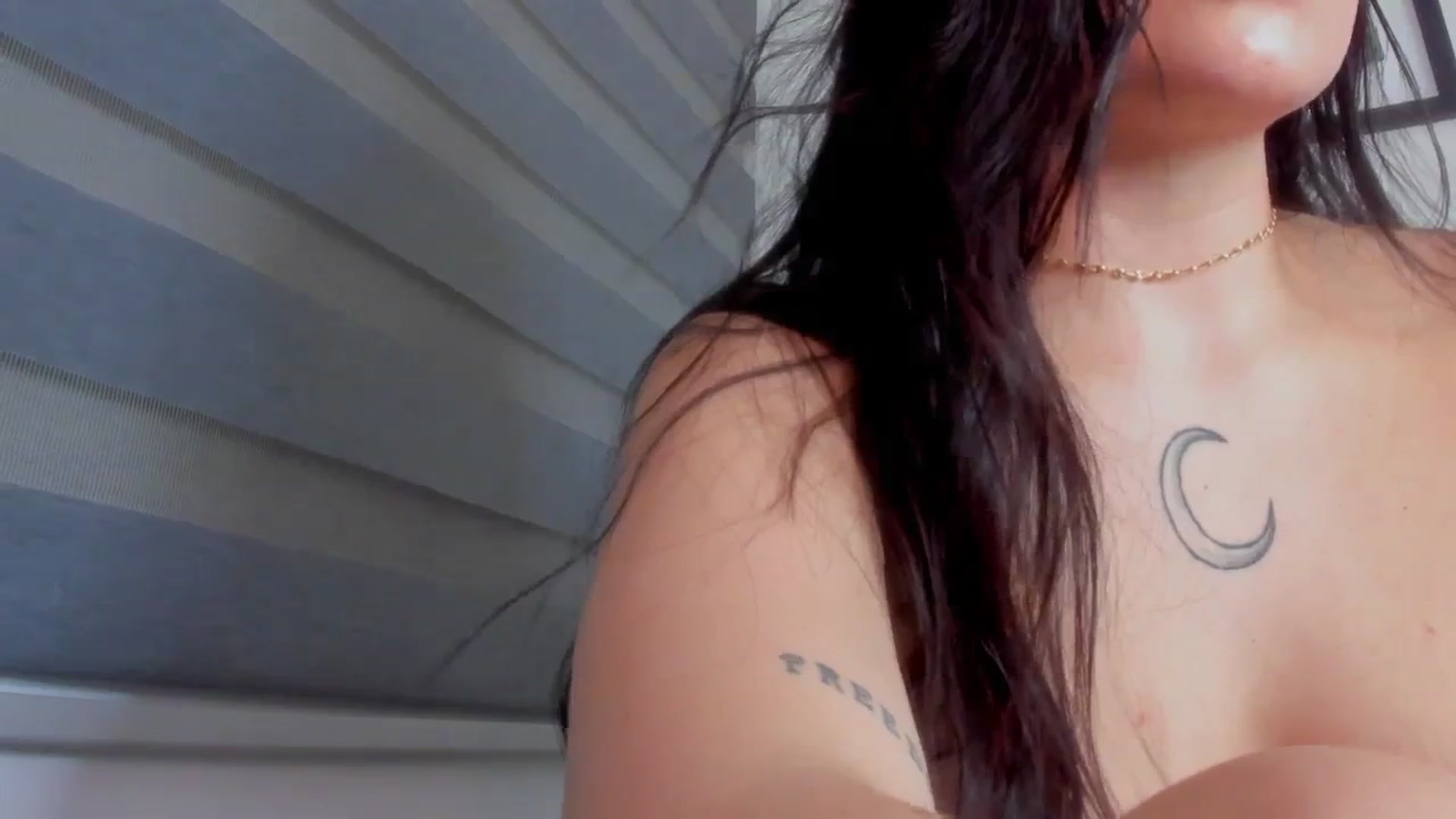 Gallery image thumbnail from Sexxygirl18x's myfreecams stream on, 06/09/2024, 24:01 image 16 of 20