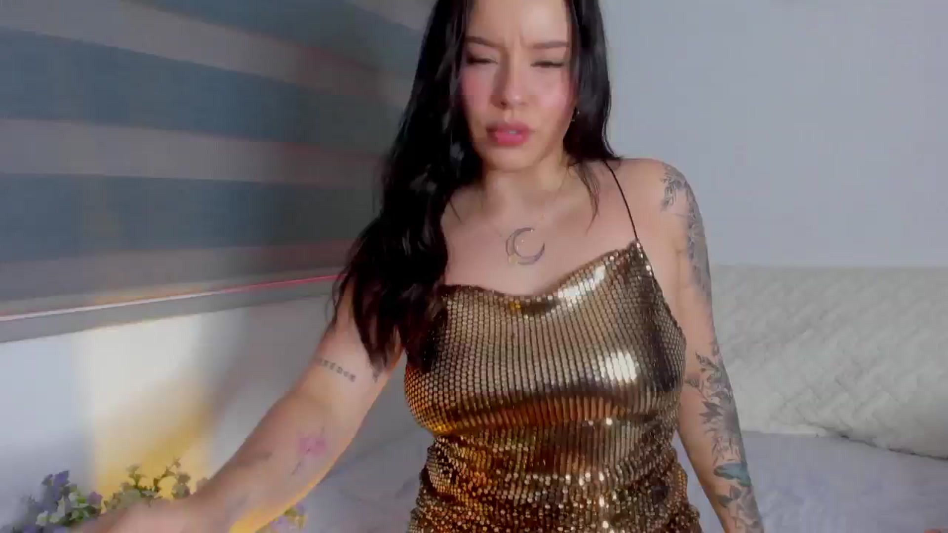 Gallery image thumbnail from Sexxygirl18x's myfreecams stream on, 06/15/2024, 22:10 image 18 of 20