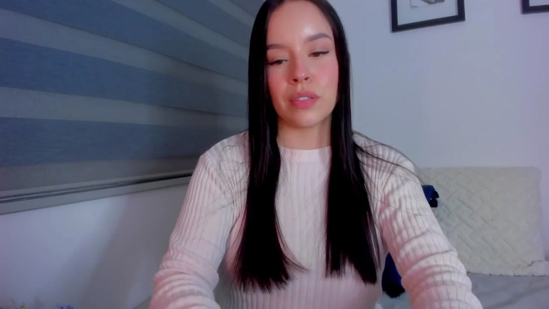 Gallery image thumbnail from Sexxygirl18x's myfreecams stream on, 07/01/2024, 02:46 image 16 of 20