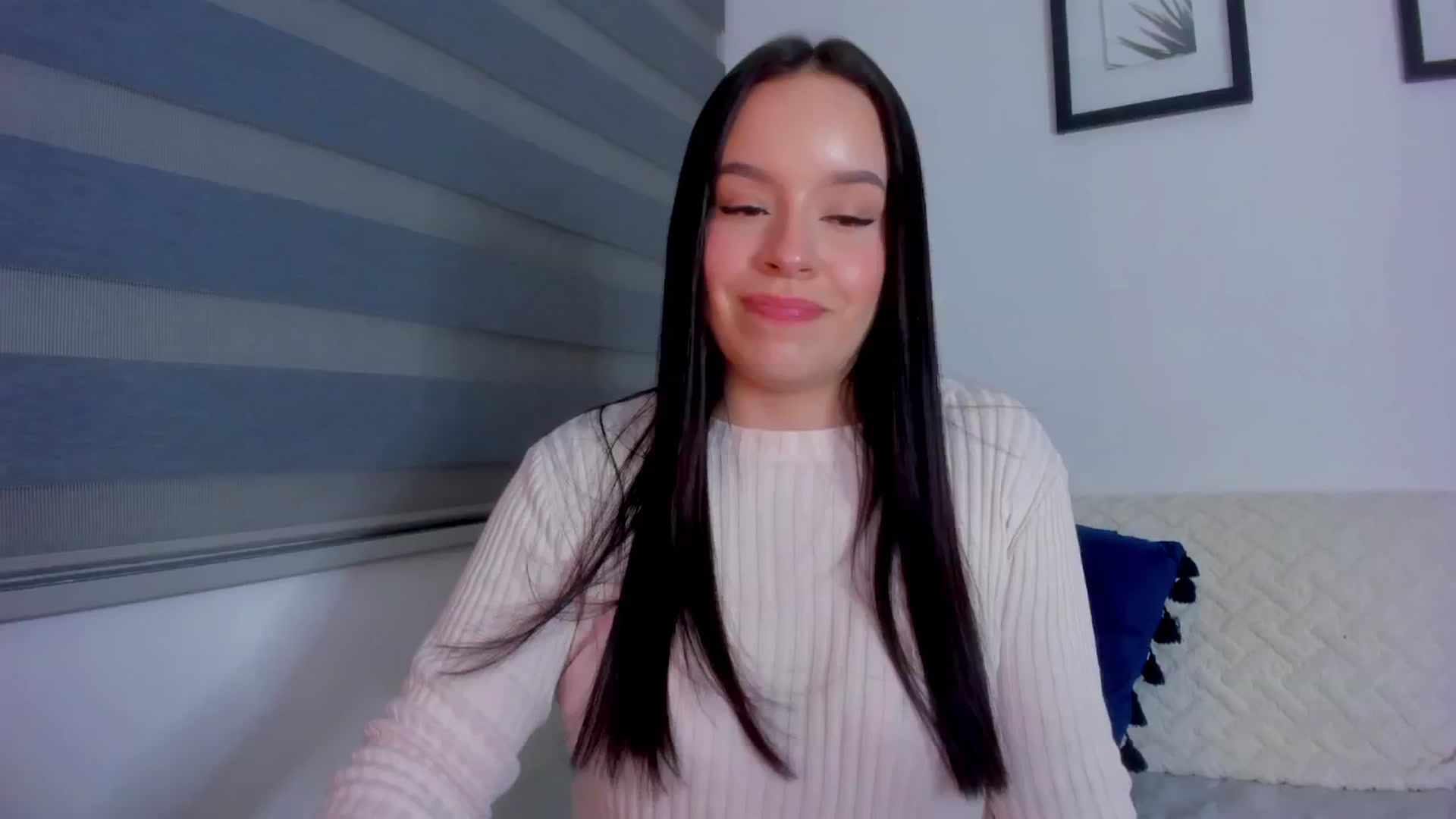 Gallery image thumbnail from Sexxygirl18x's myfreecams stream on, 07/01/2024, 02:46 image 18 of 20