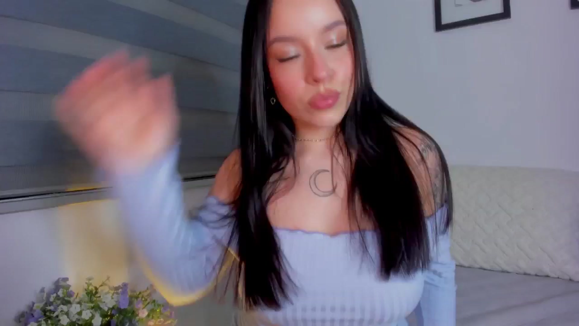 Gallery image thumbnail from Sexxygirl18x's myfreecams stream on, 07/04/2024, 01:22 image 4 of 20