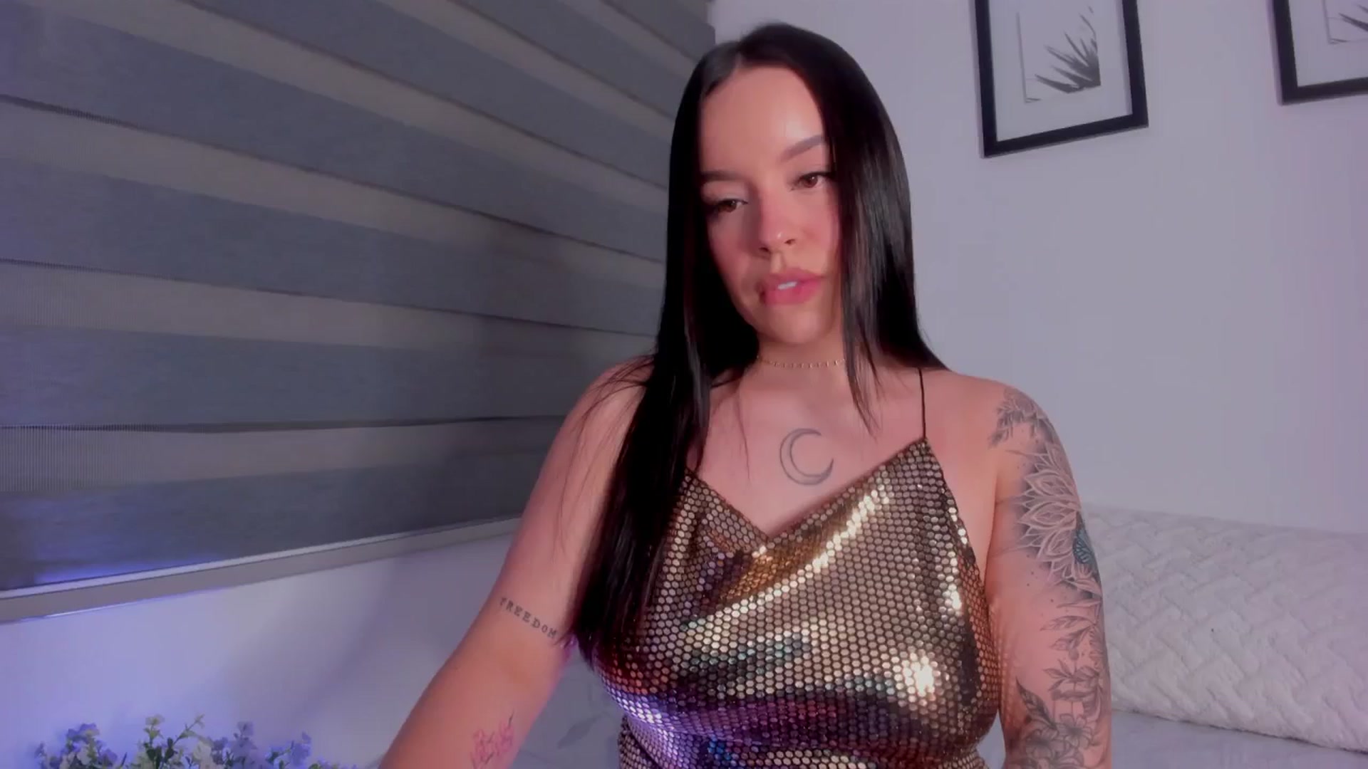 Gallery image thumbnail from Sexxygirl18x's myfreecams stream on, 07/06/2024, 24:24 image 1 of 20