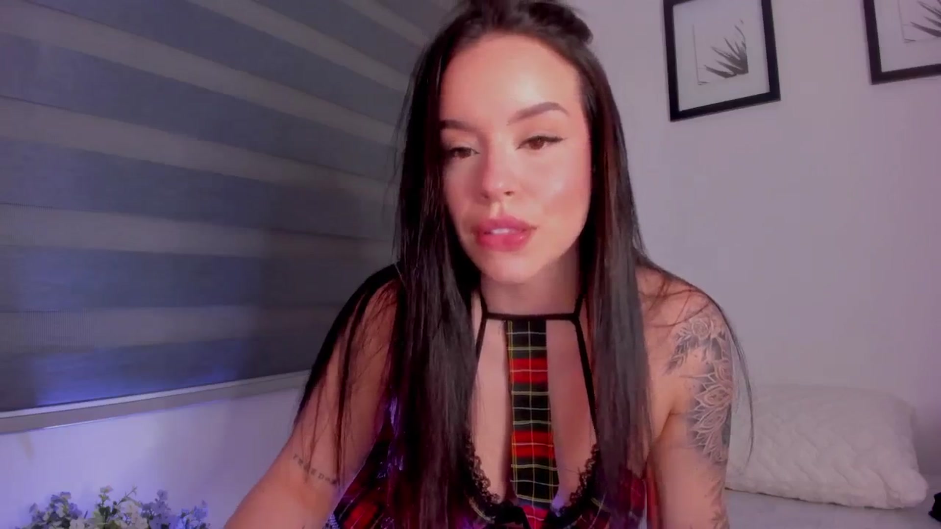 Gallery image thumbnail from Sexxygirl18x's myfreecams stream on, 07/07/2024, 24:22 image 2 of 20