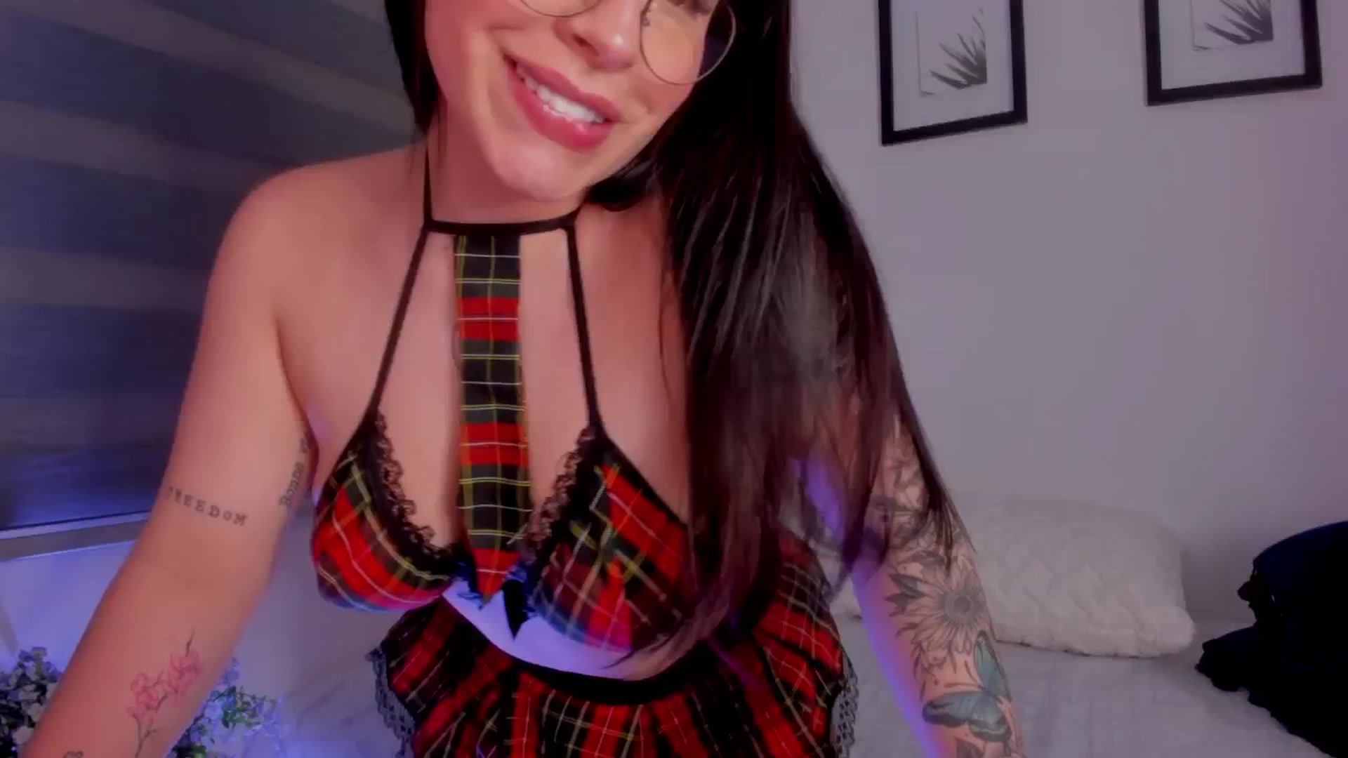 Gallery image thumbnail from Sexxygirl18x's myfreecams stream on, 07/07/2024, 02:04 image 1 of 20
