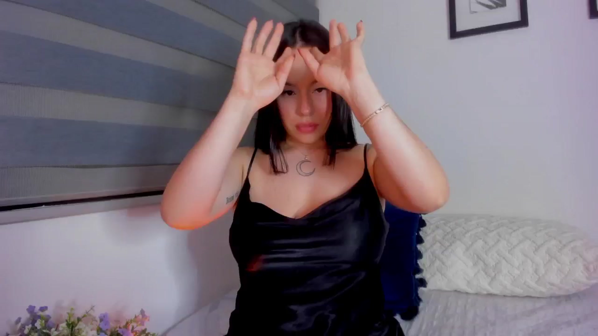 Gallery image thumbnail from Sexxygirl18x's myfreecams stream on, 07/13/2024, 01:48 image 17 of 20