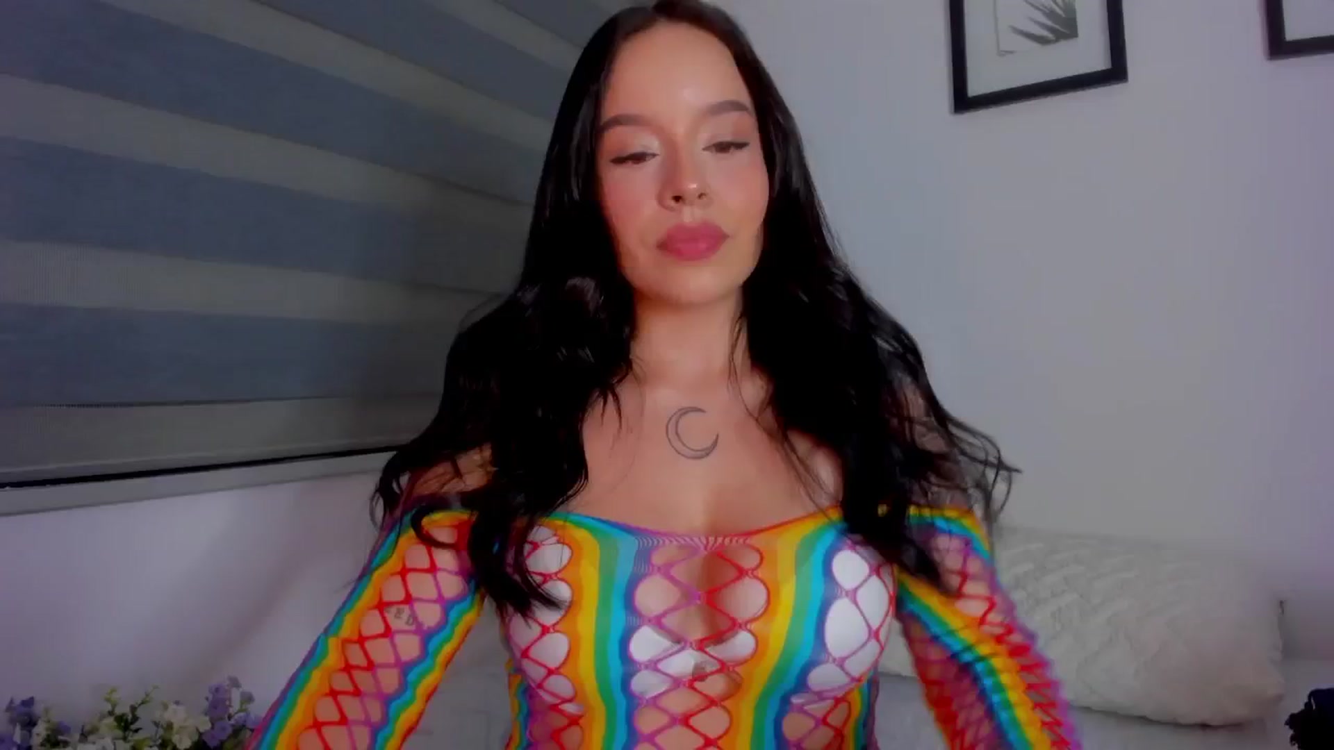 Gallery image thumbnail from Sexxygirl18x's myfreecams stream on, 07/27/2024, 01:16 image 9 of 20